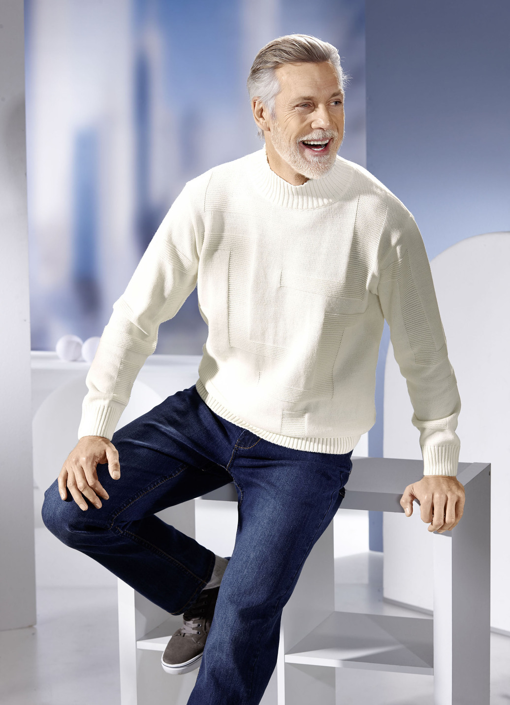 Pullover mit Strukturdessin in 3 Farben