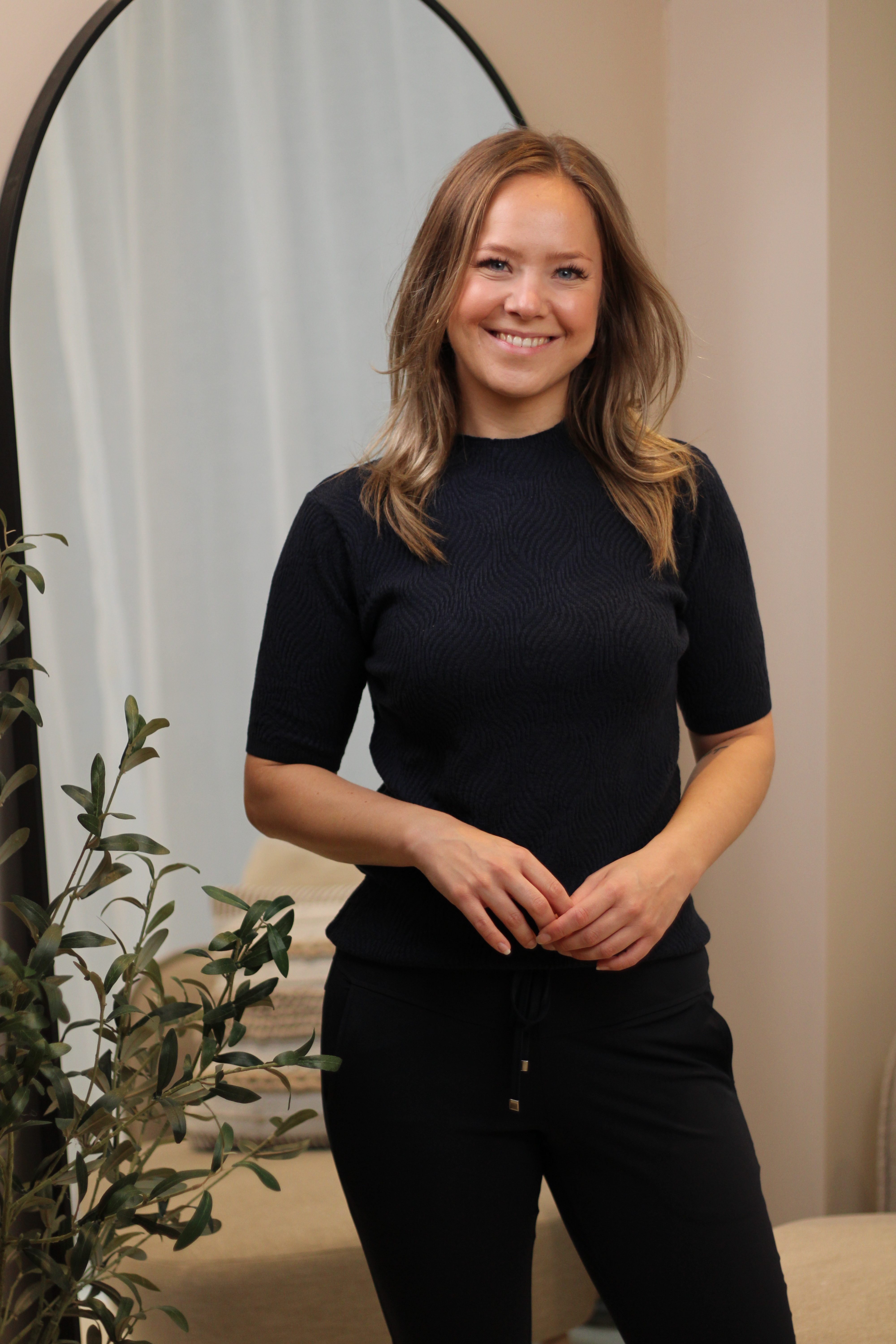 Zoso - Posh Knitted Sweater - Navy