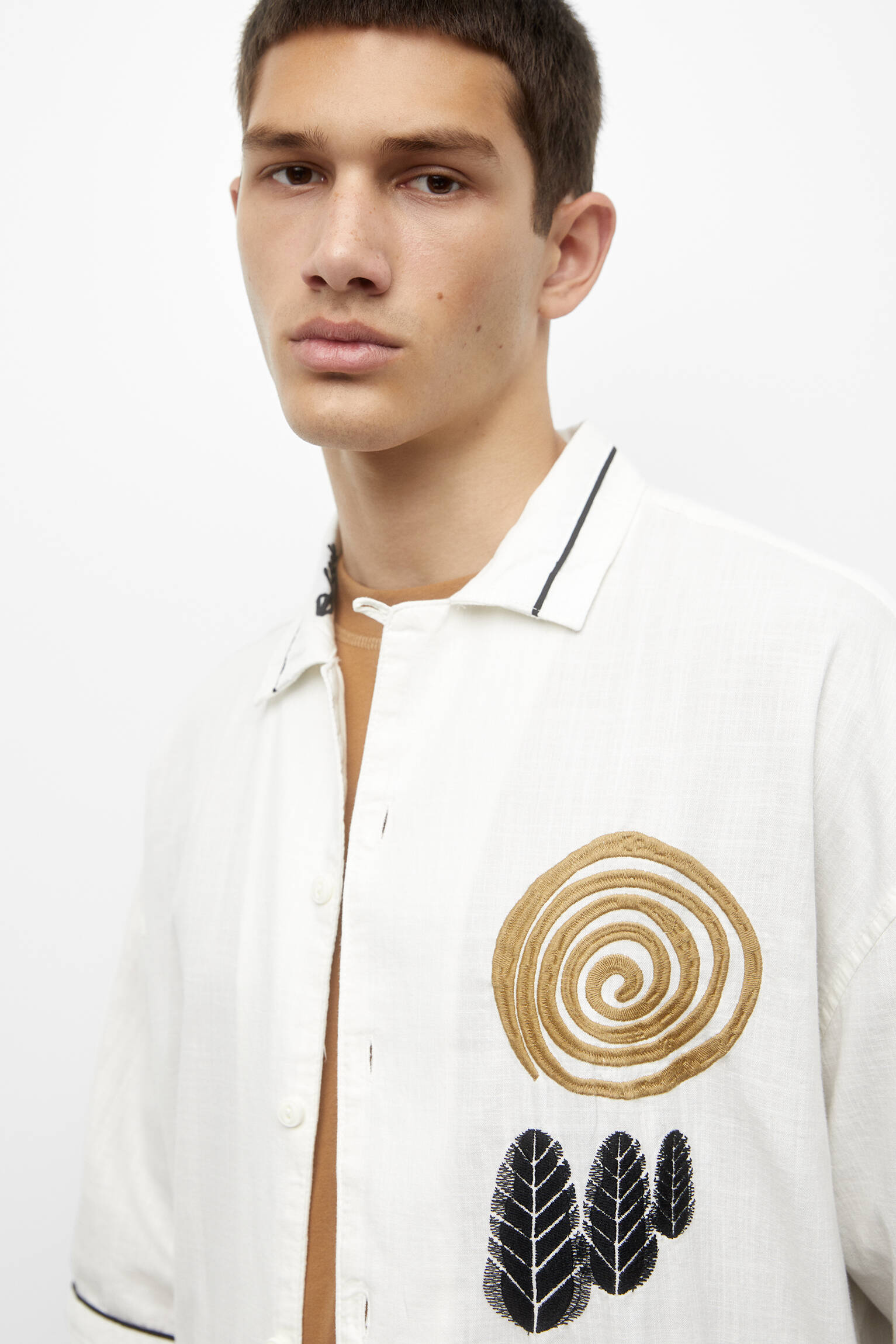 Camisa de pijama de manga curta, cor bordô - branco-sujo