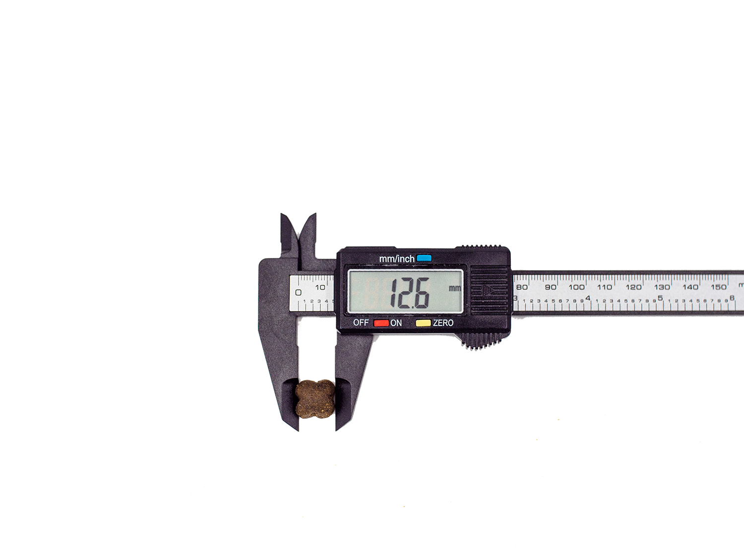 Delmocan STRONG 4800 - Ração Super Premium de Alta Energia 32/30 para Animais de Estimação