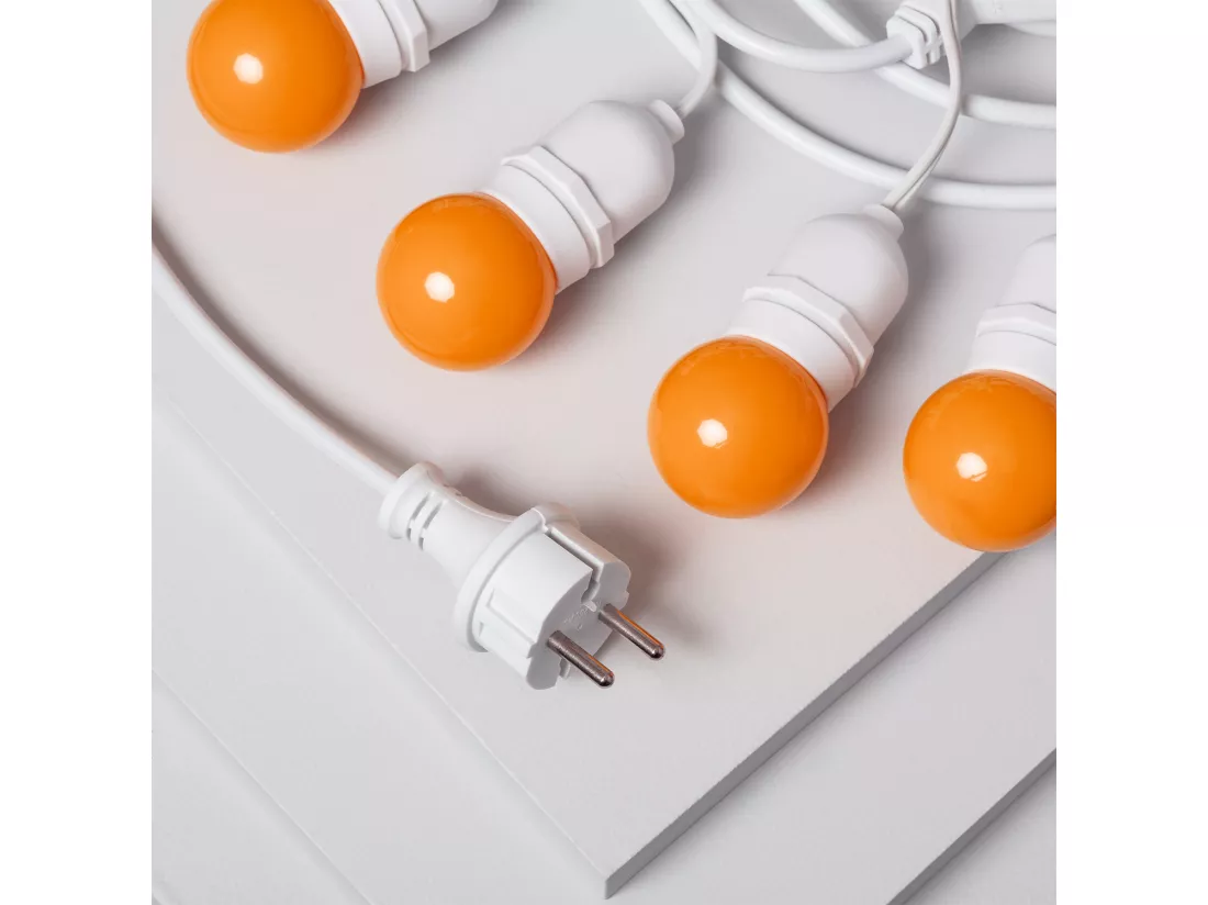 Kit Guirlande Waterproof 5.5m Blanche + 8 Ampoules LED E27 G45 3W de Couleurs Orange