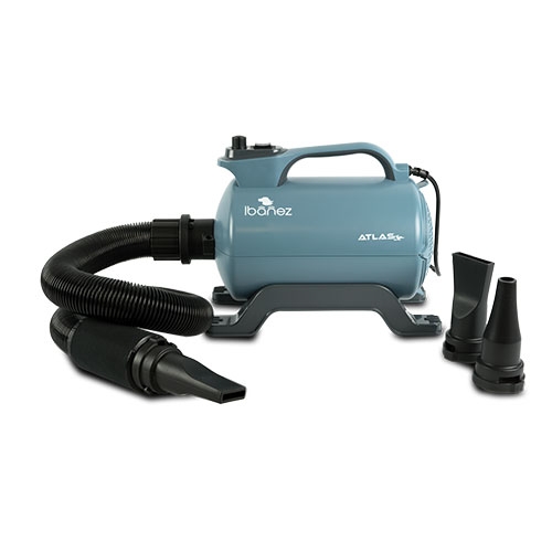Secador ejetor profissional Ibanez Atlas para tosa de cães, com mangueira longa e extensível.
