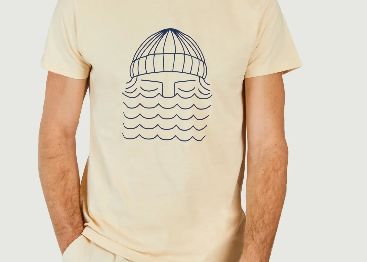 T-shirt To The Sea Bask in the Sun