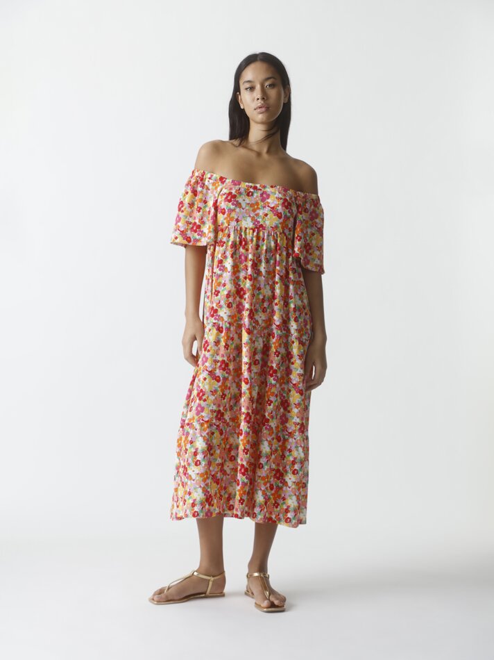 Vestido longo estampado - Tons de vermelho