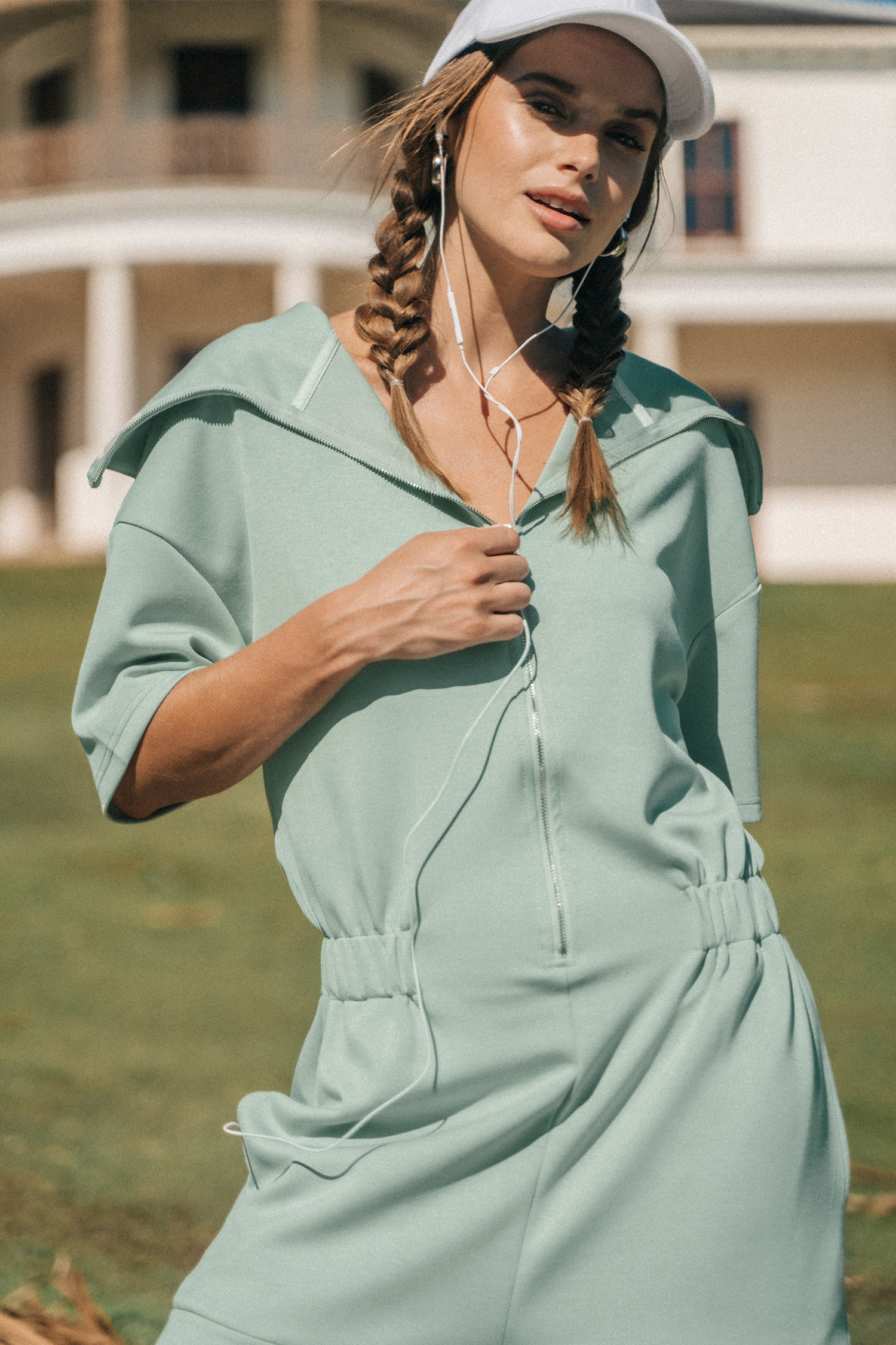 Comboshort oversize à col chemise et zip sur le devant