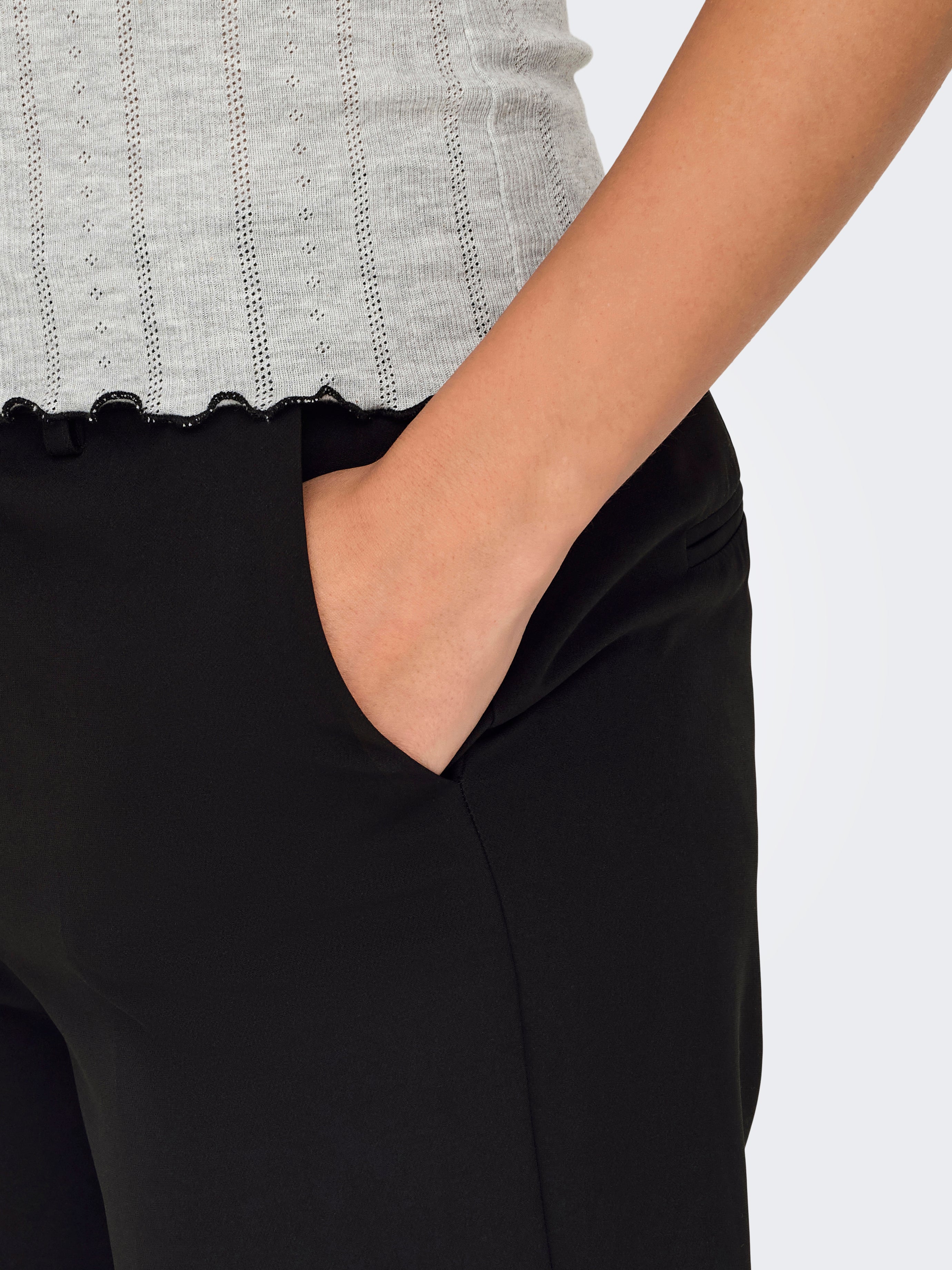 ONLKAYLE-ORLEEN Gerade geschnitten Straight-Fit jeans Black