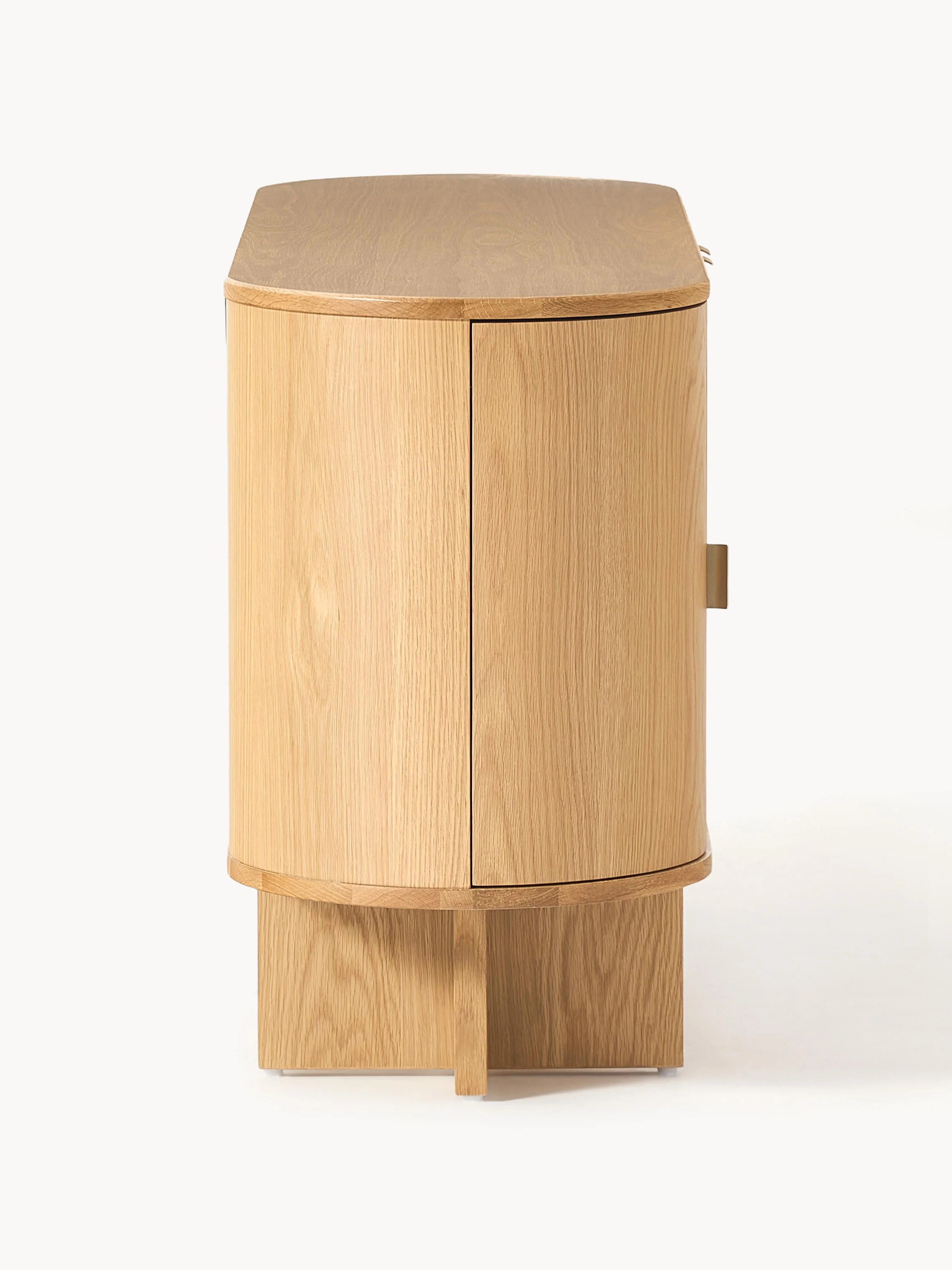 Houten dressoir Zumi met afgeronde hoeken