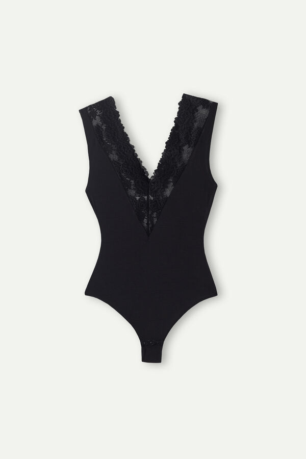 Body com decote em V e estampa floral delicada