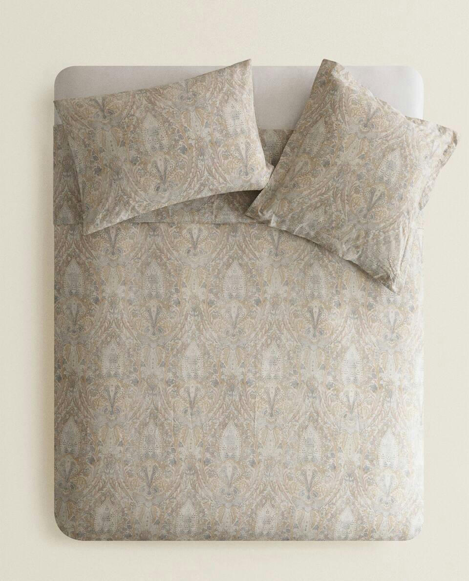 CAPA DE EDREDOM COM ESTAMPA PAISLEY