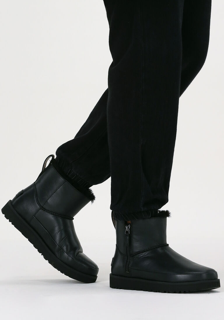 UGG zwarte ugg vachtlaarzen w classic zip mini