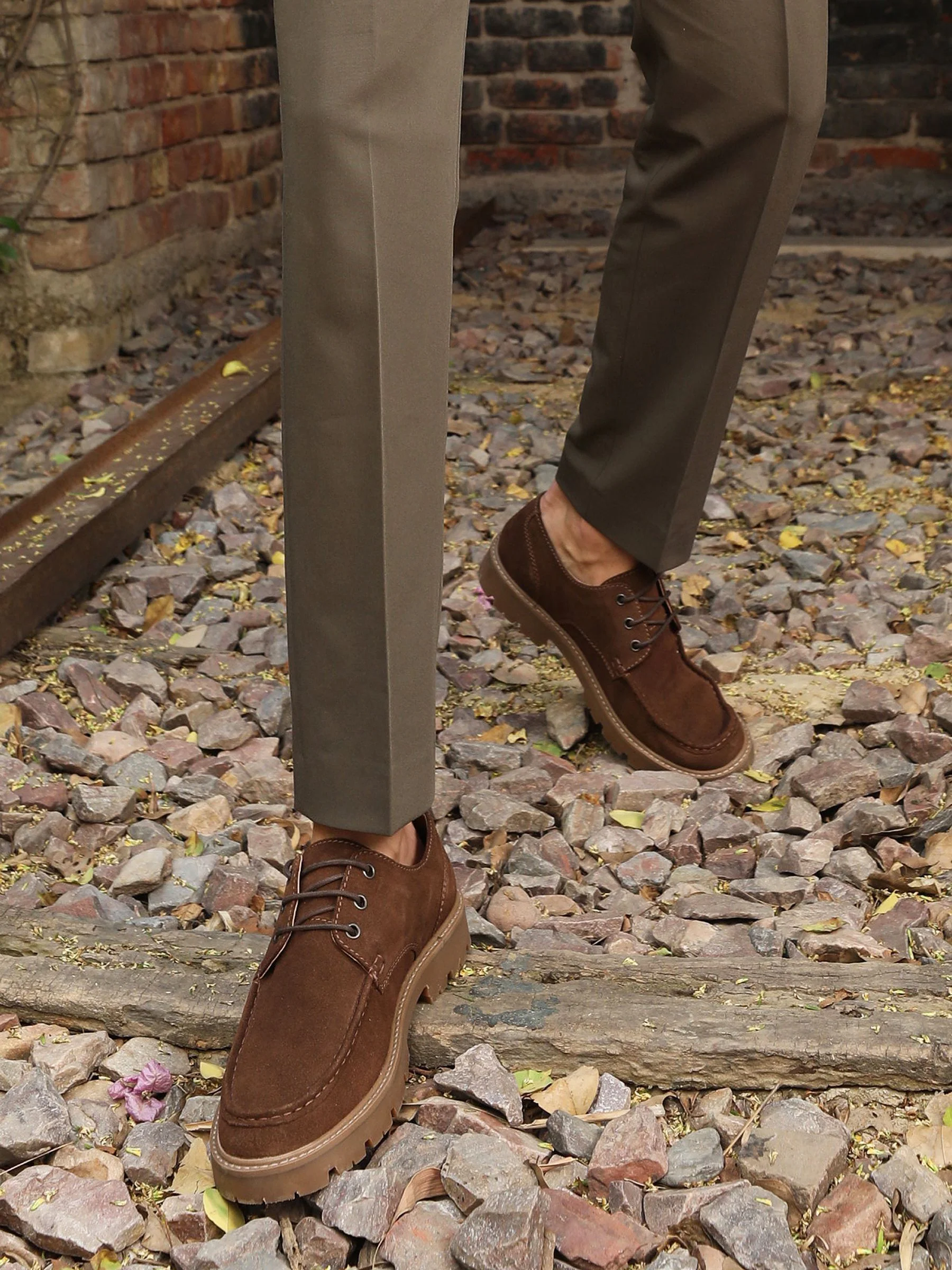 Bruin - Off The Hook Harvey Suede Leather Casual Lace-Up Boat Shoes