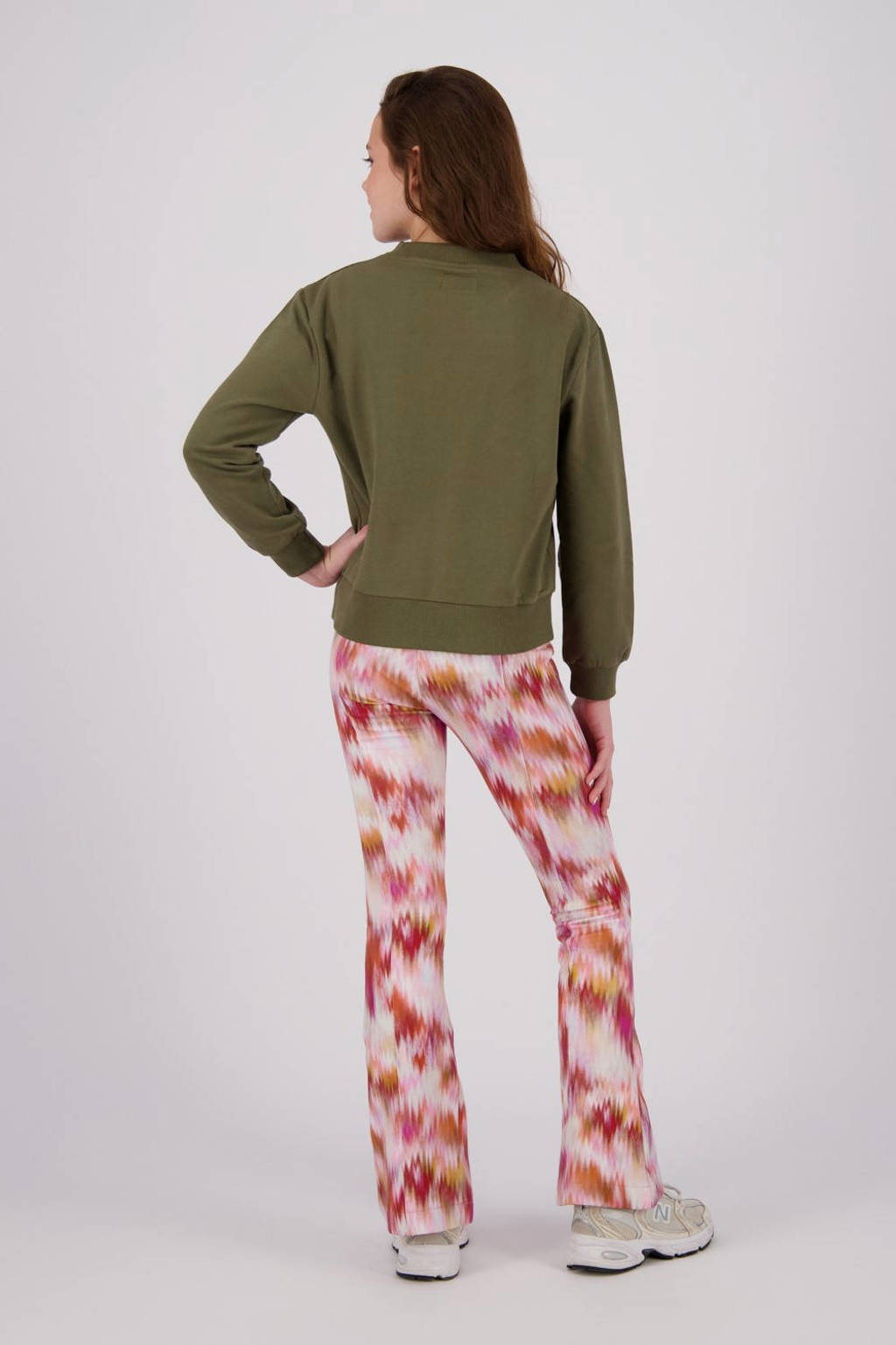 Raizzed sweater Line met tekst armygroen