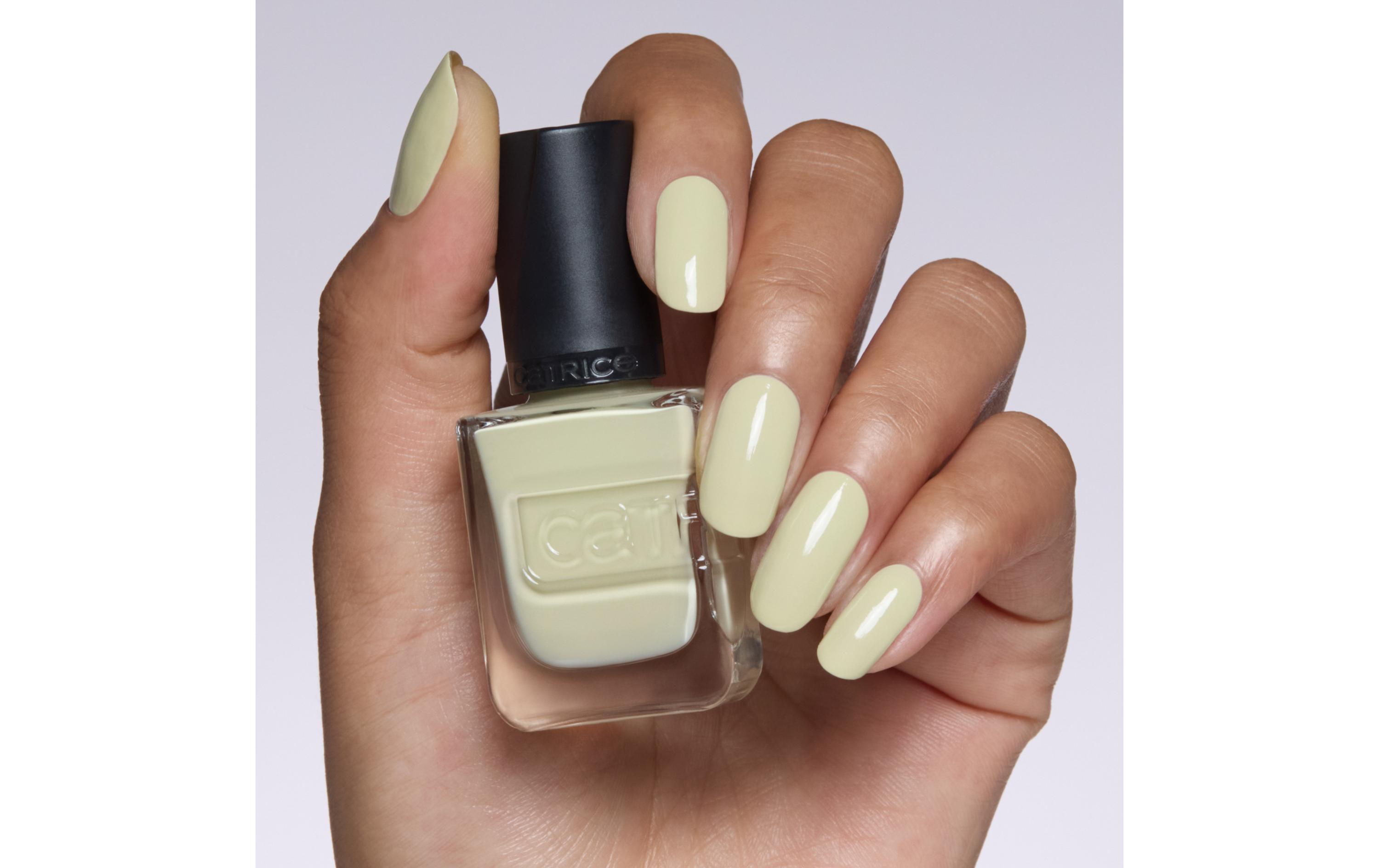 Nagellack Gel Affair 032 Drunk On PistachioLanganhaltender Gel-Nagellack in einem zarten Pistazienton