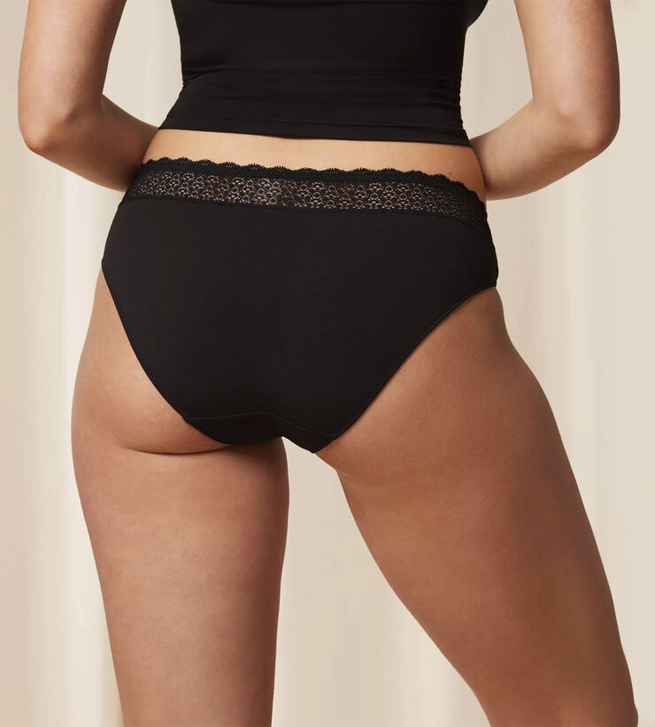 Triumph Feel of Modal Tai Black
