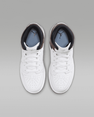 Air Jordan 1 Mid SE Older Kids' Shoes