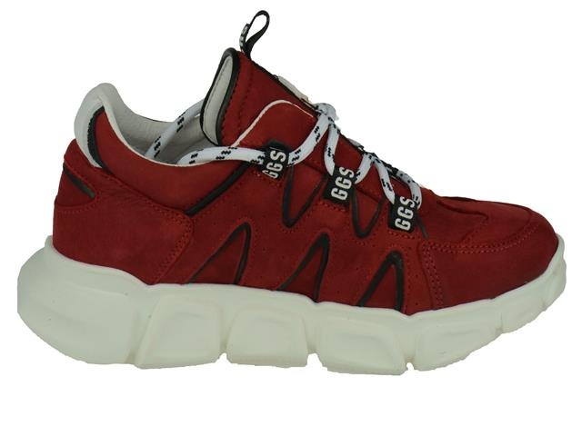 Giga Sneaker