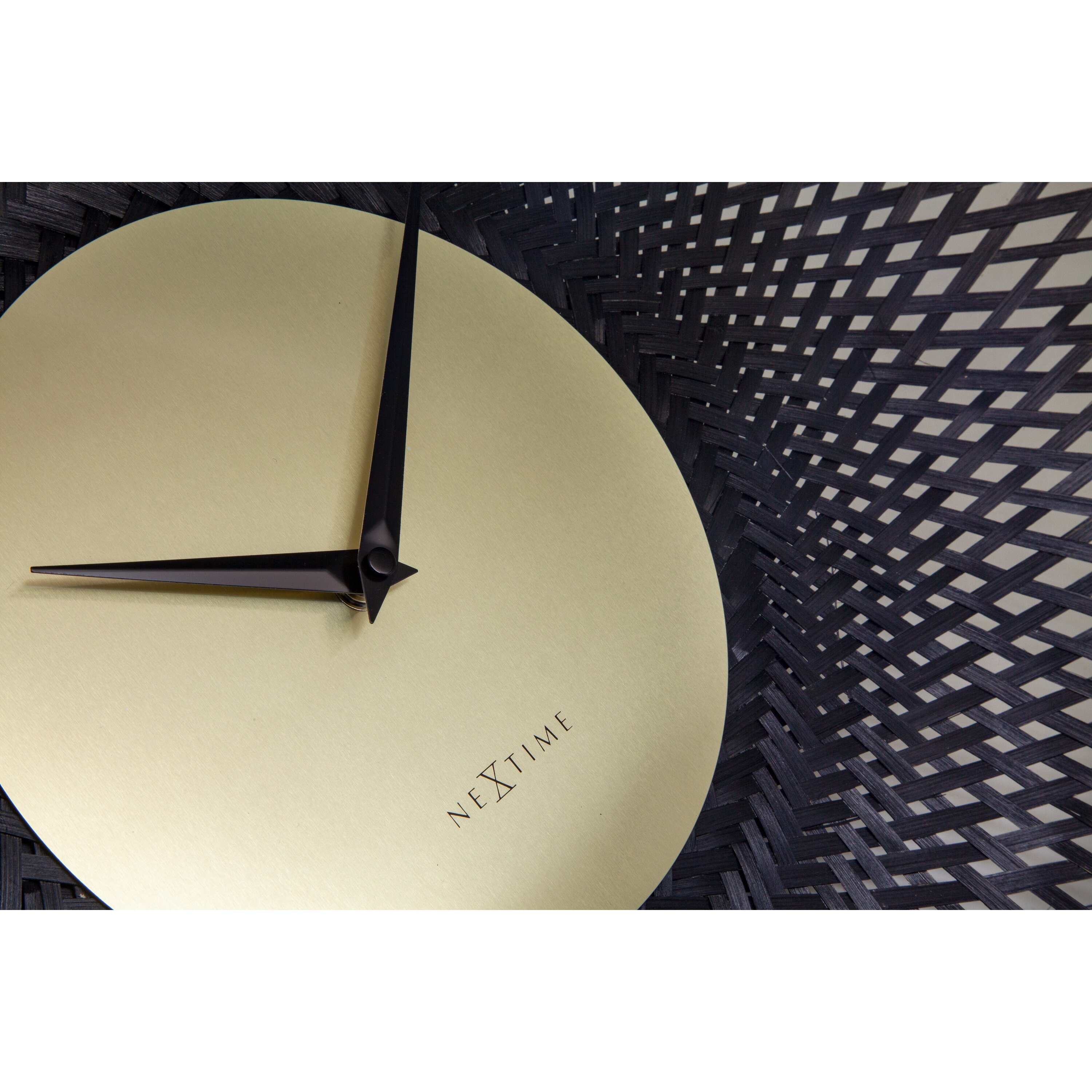 NeXtime - Wandklok 60 cm - Stille - Zwart - Bamboe - NeXtime 'Vortex'