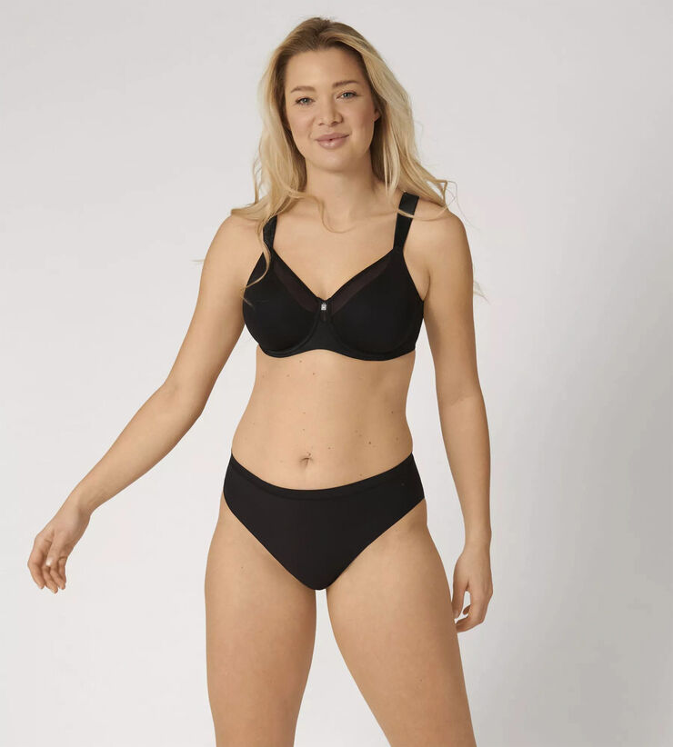 Triumph True Shape Sensation W01 Black