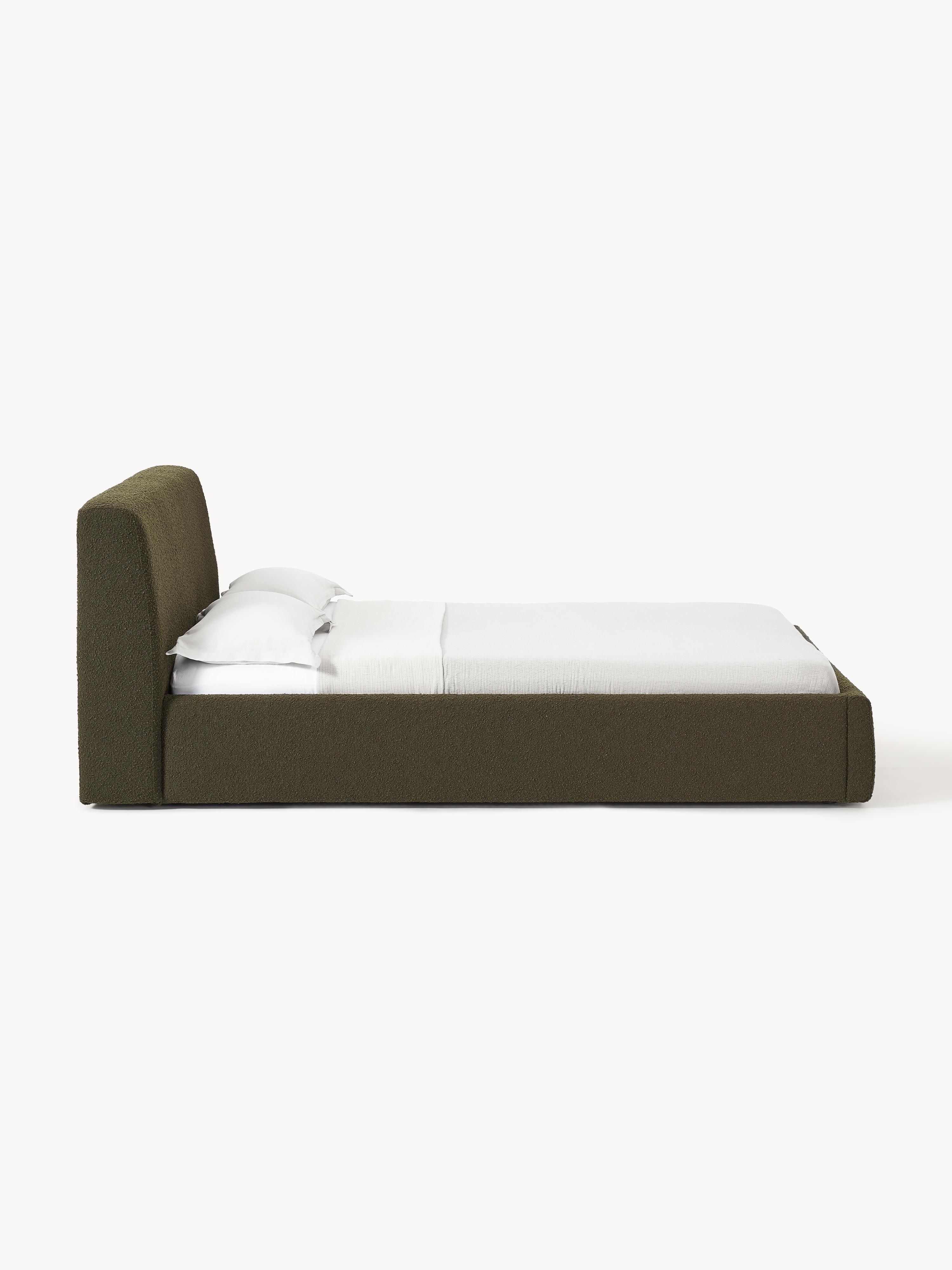 Bouclé gestoffeerd bed Cloud