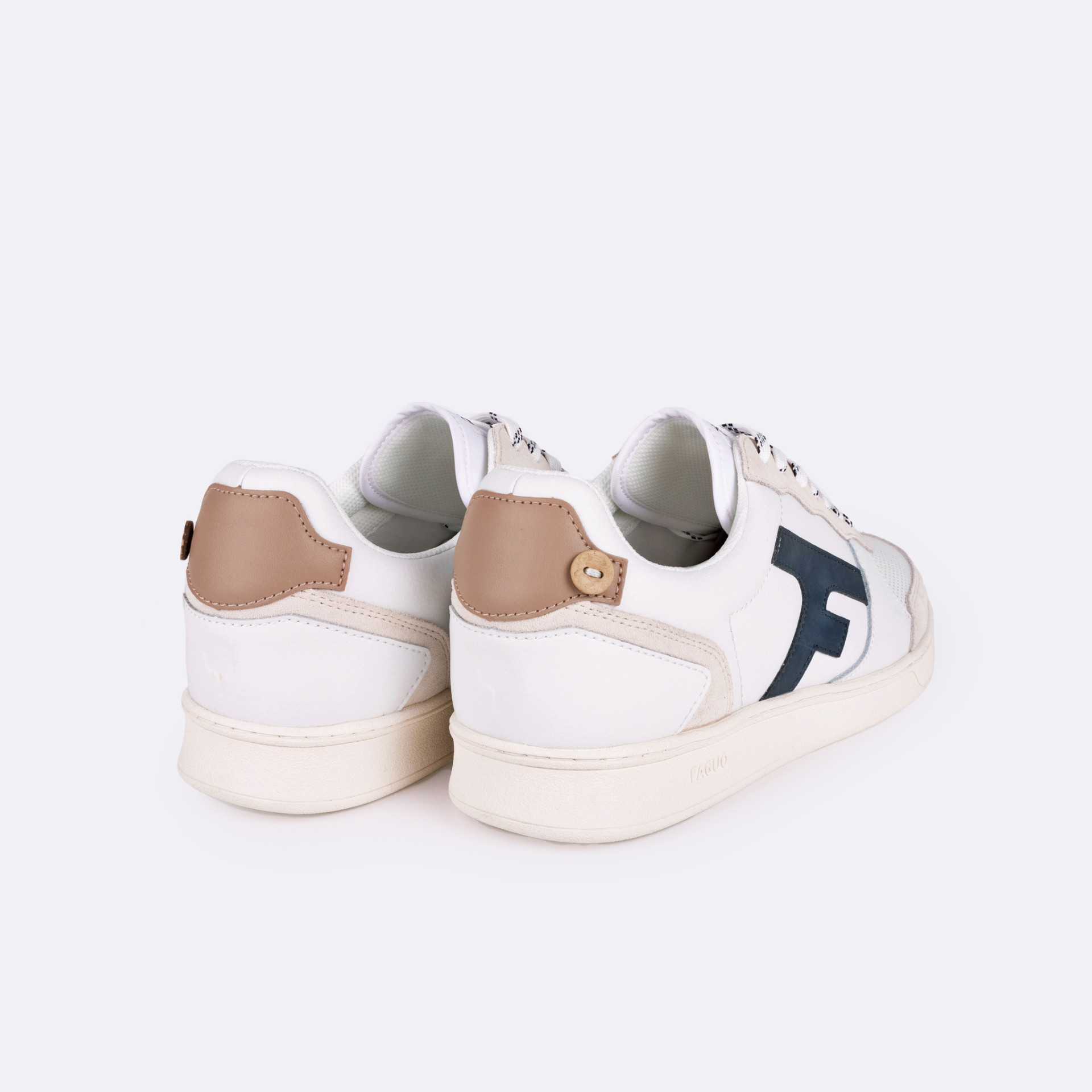 Baskets blanche & marine cuir suède - modèle Hazel