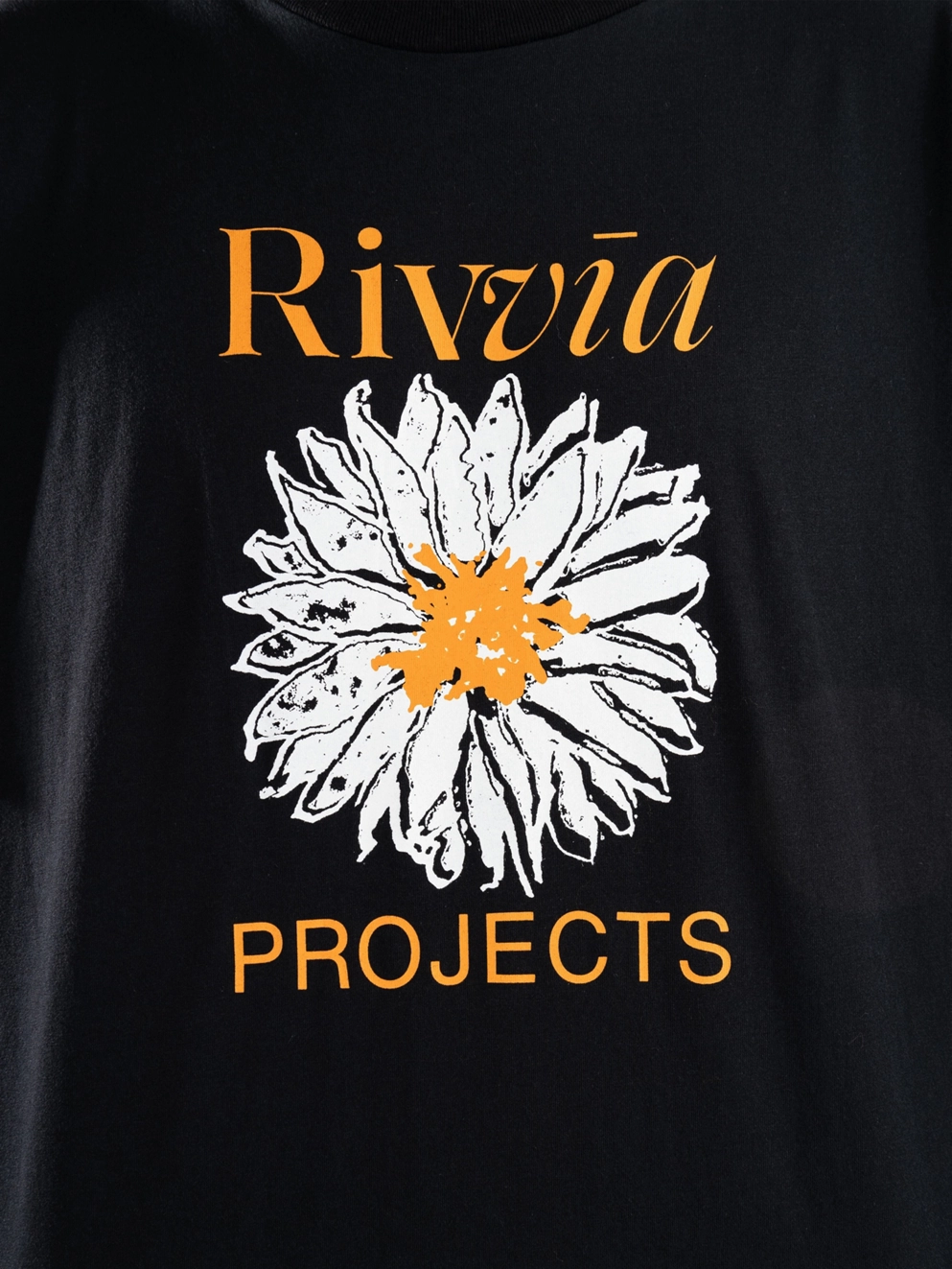 Rivvia Projects Blossom T-Shirt black