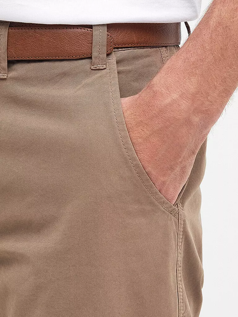 BARBOUR Chino GLENDALE braun