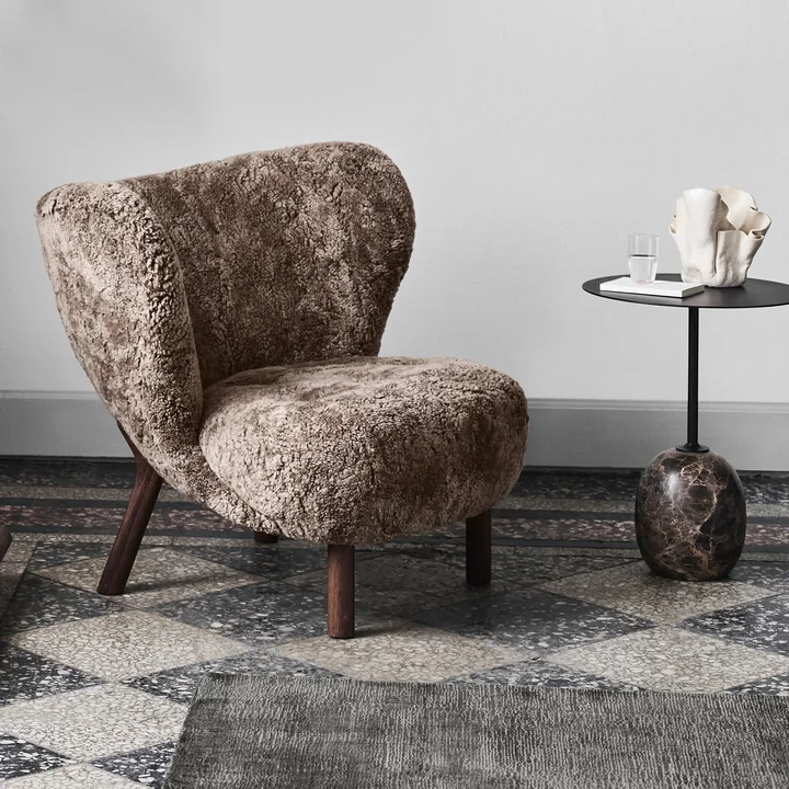 &Tradition - Little Petra VB1 Lounge Chair, Eiche geölt / Schaffell Moonlight