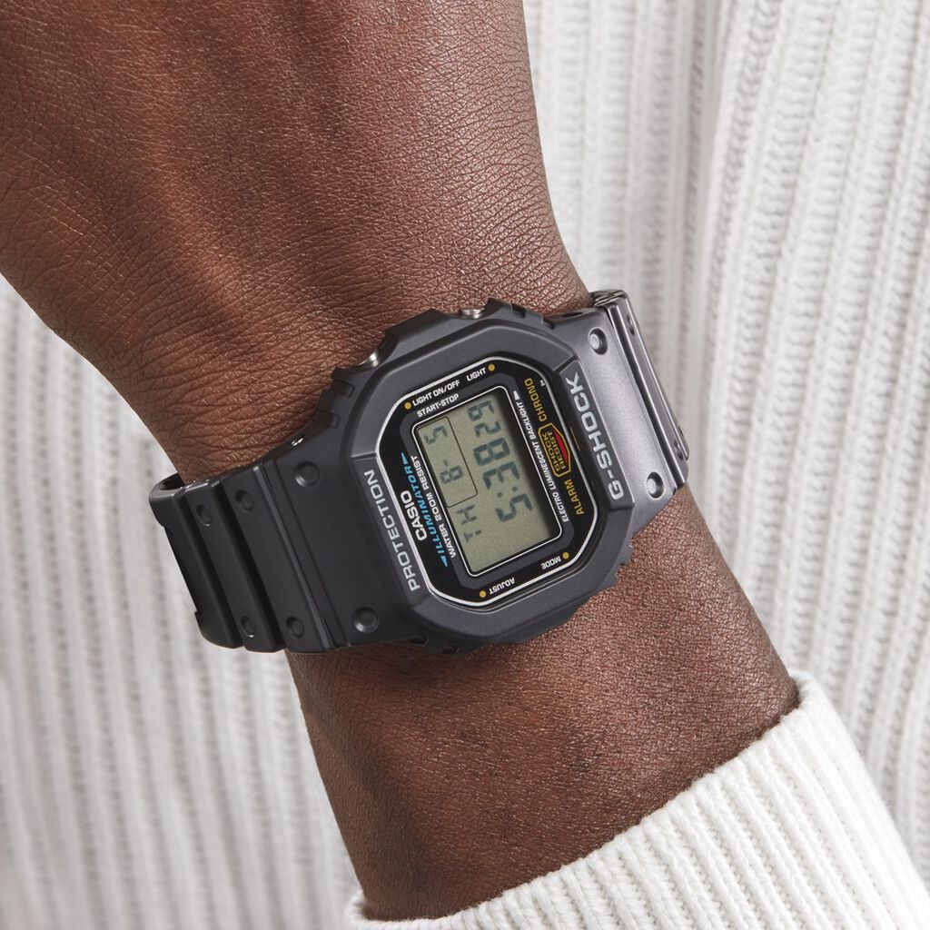 Montre Casio G-shock Black & White Gris