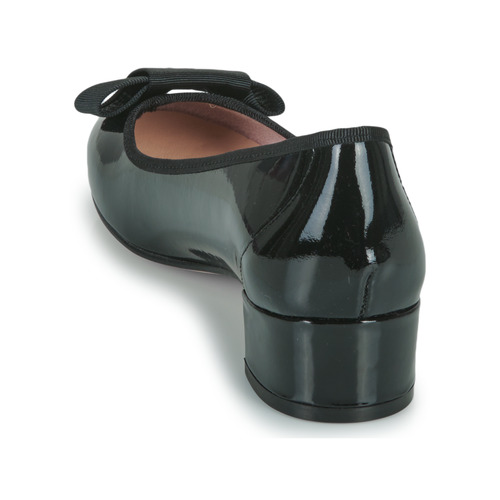 Betty London - HENIA Negro