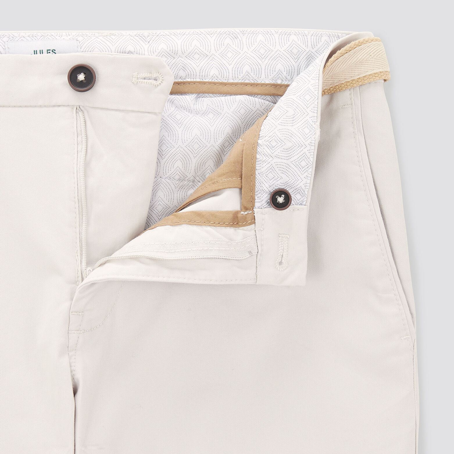 Bermuda chino uni avec ceinture Beige