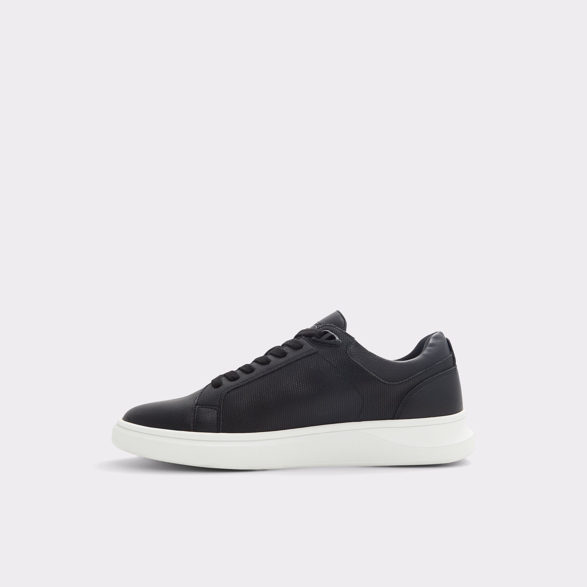 Caecien Black Men Low top
