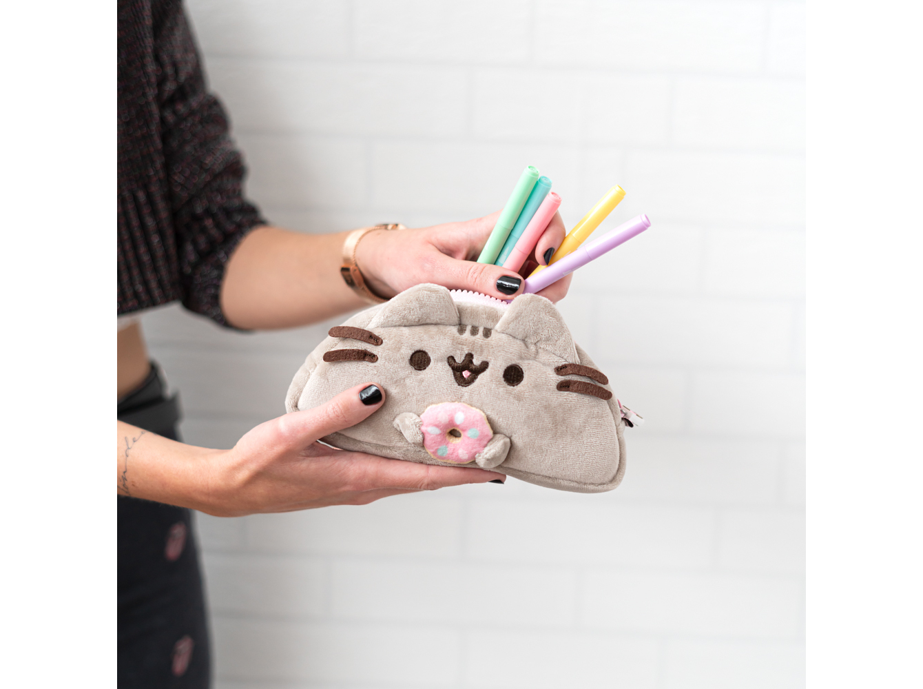 ESTOJO PELUCIA PUSHEEN 20X9X5CM