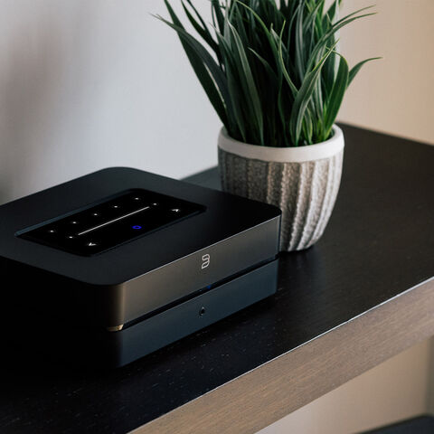 Bluesound POWERNODE – schitterende hifi-streaminginstallatie Zwart