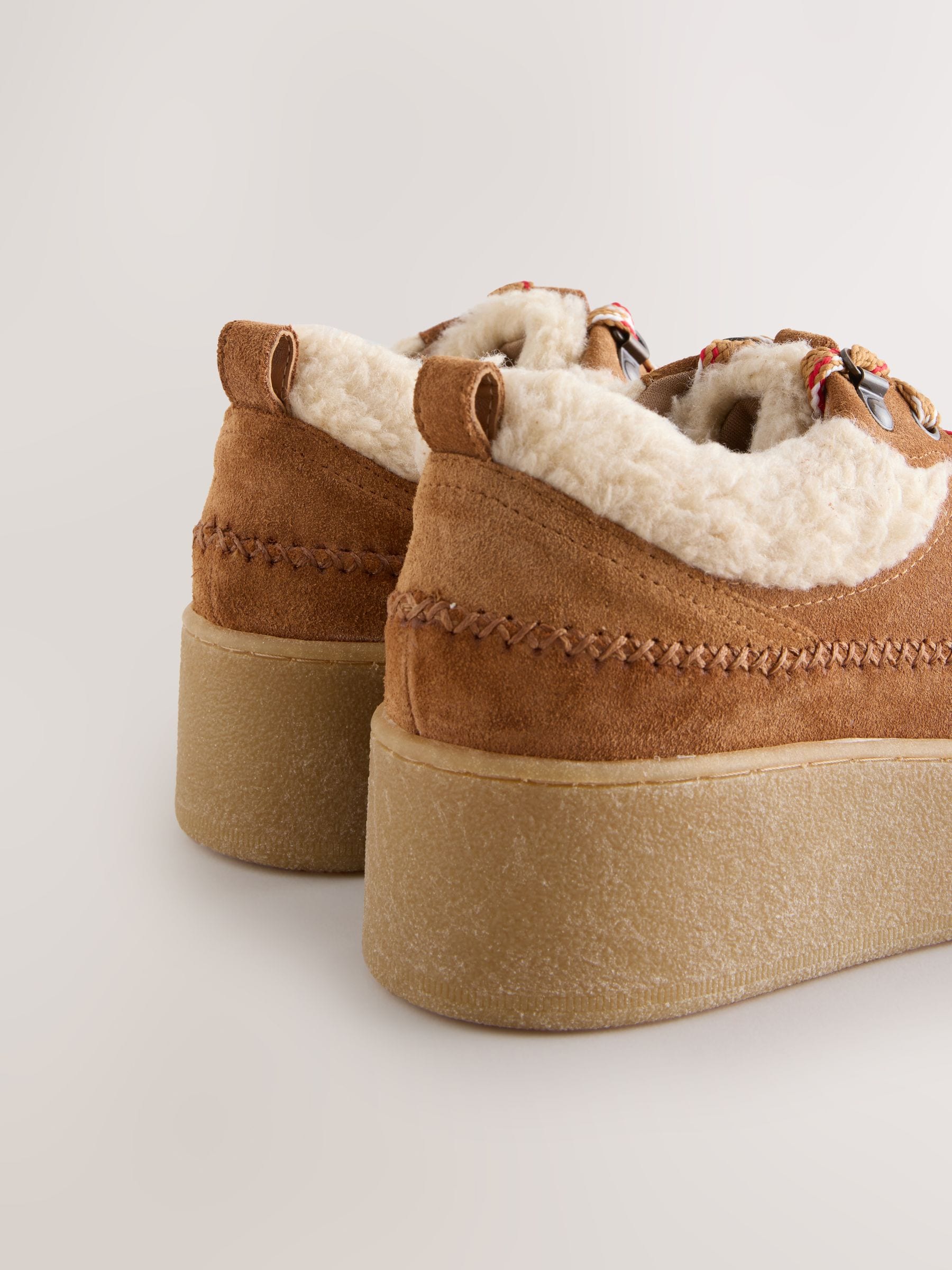 Lichtbruin - Signature Premium Leather Hiker Wedge Trainers