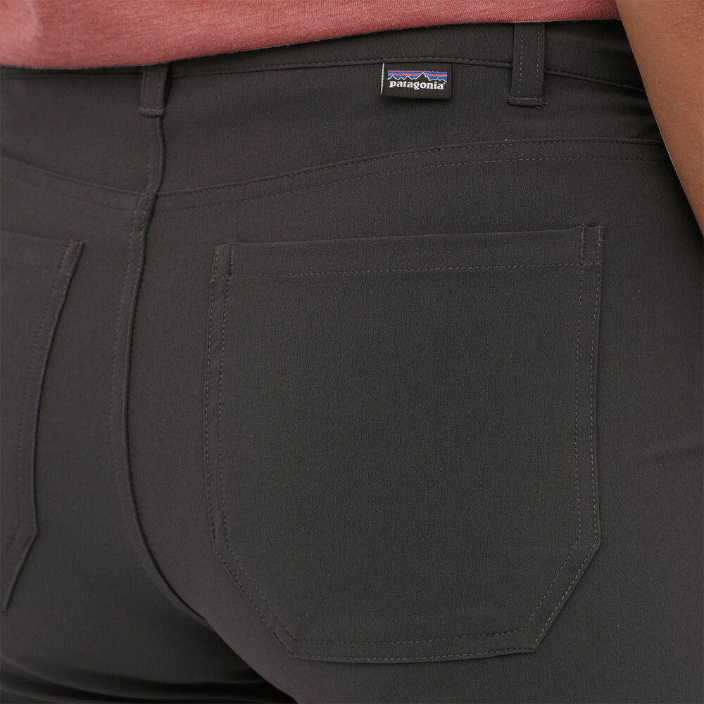 Skyline Traveler Shorts für Damen – 8 Zoll
