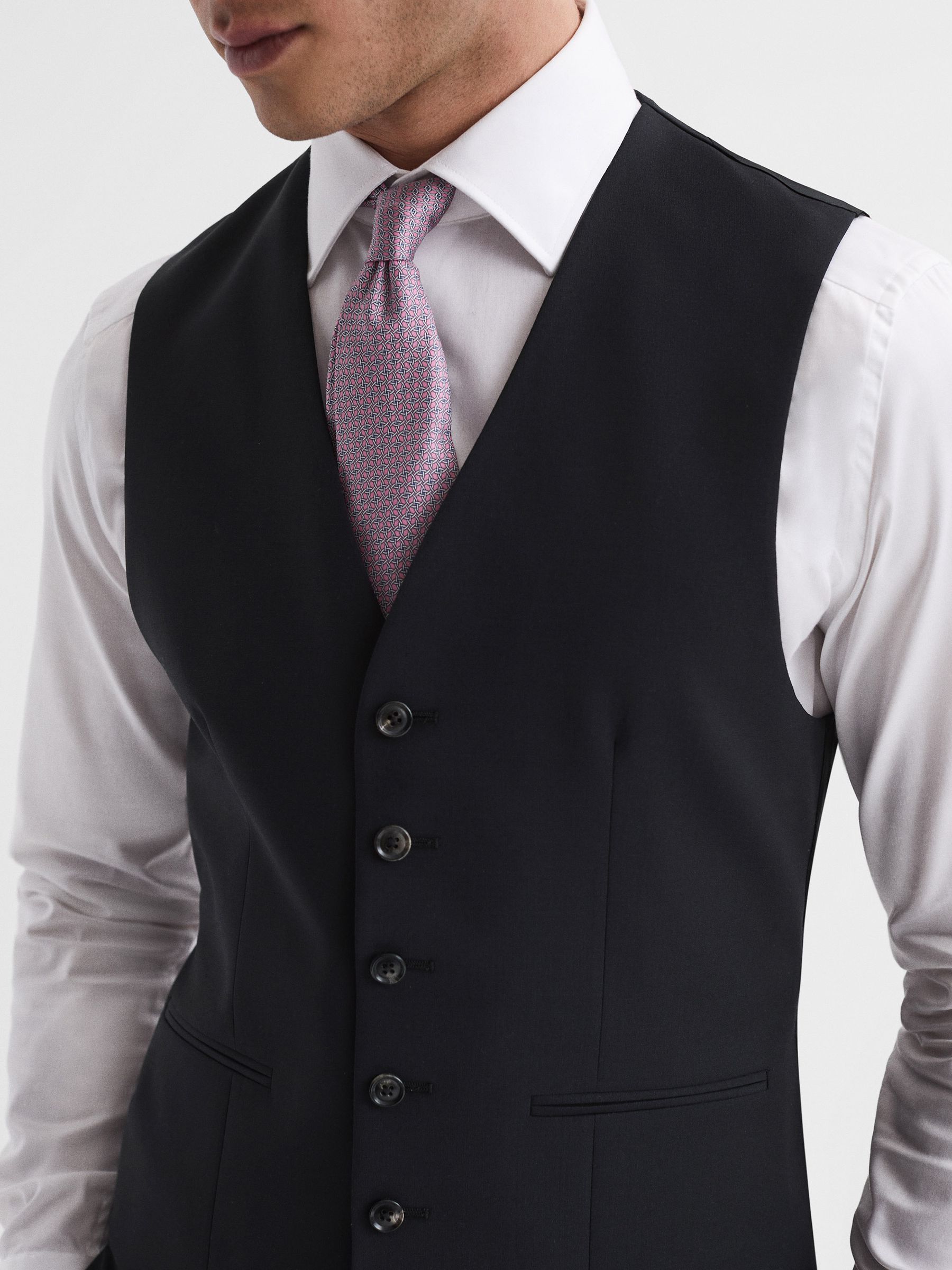 Zwart - Reiss - Hope - Modern-fit reisherenvest