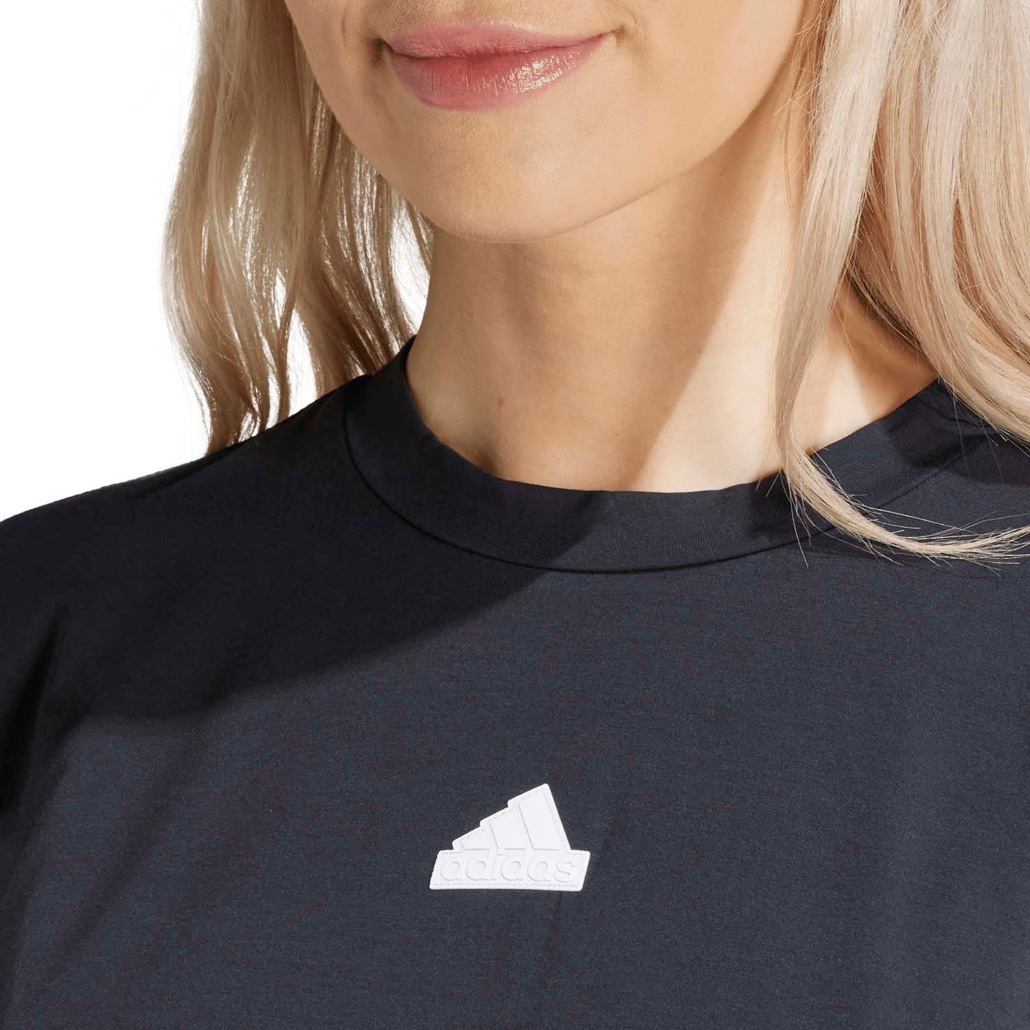 adidas  City Escape Crop T-shirt met Elastisch Koord