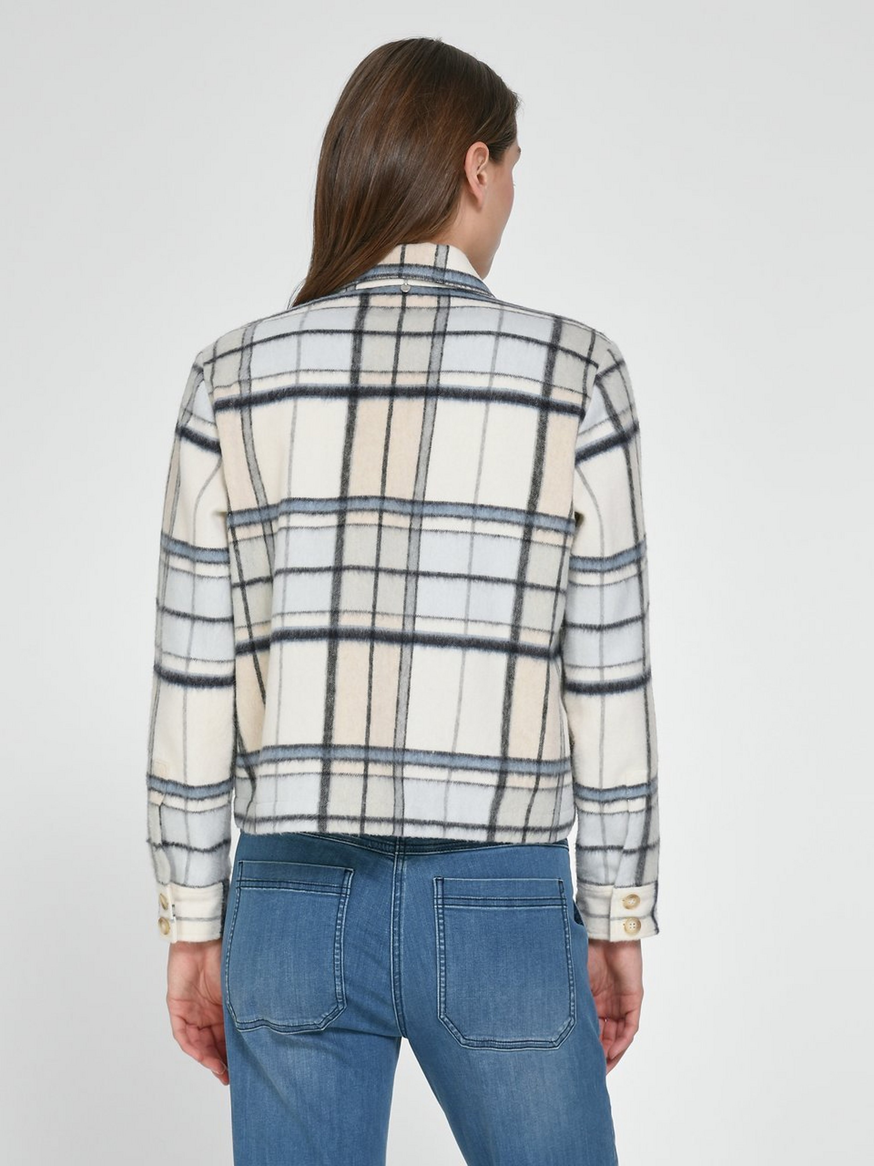 Blusenjacke in kastigem Style