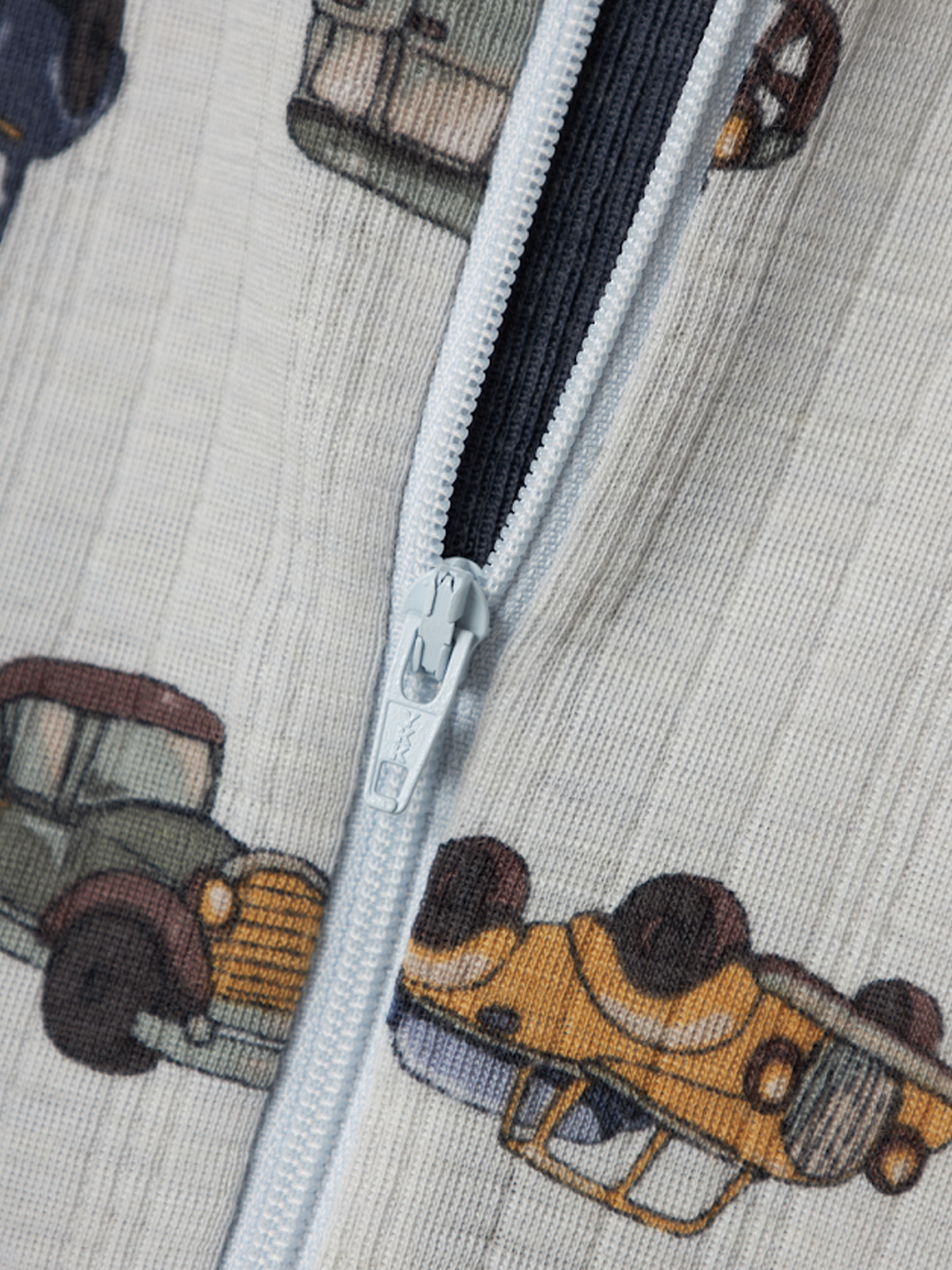Wang Wool Needle Nightsuit