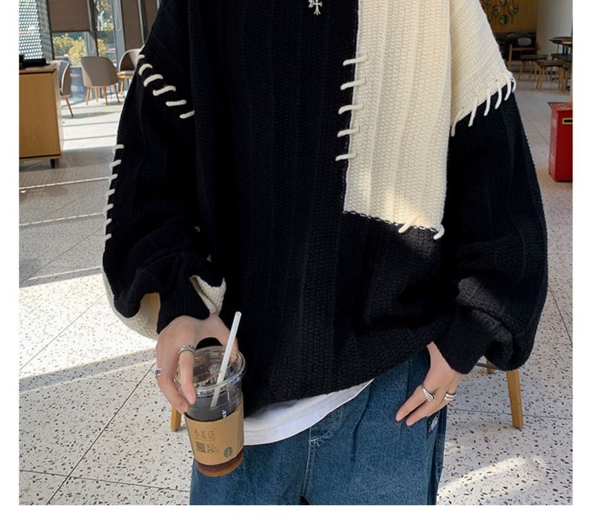 Antaeus - Tweekleurige oversized trui met ronde hals