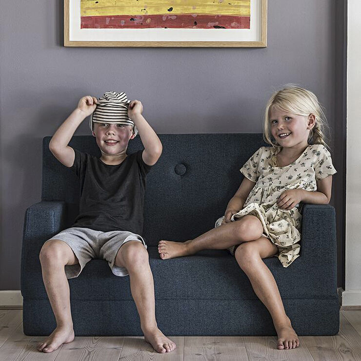 by KlipKlap KK Kids sofa Mørk blå m. sort knap