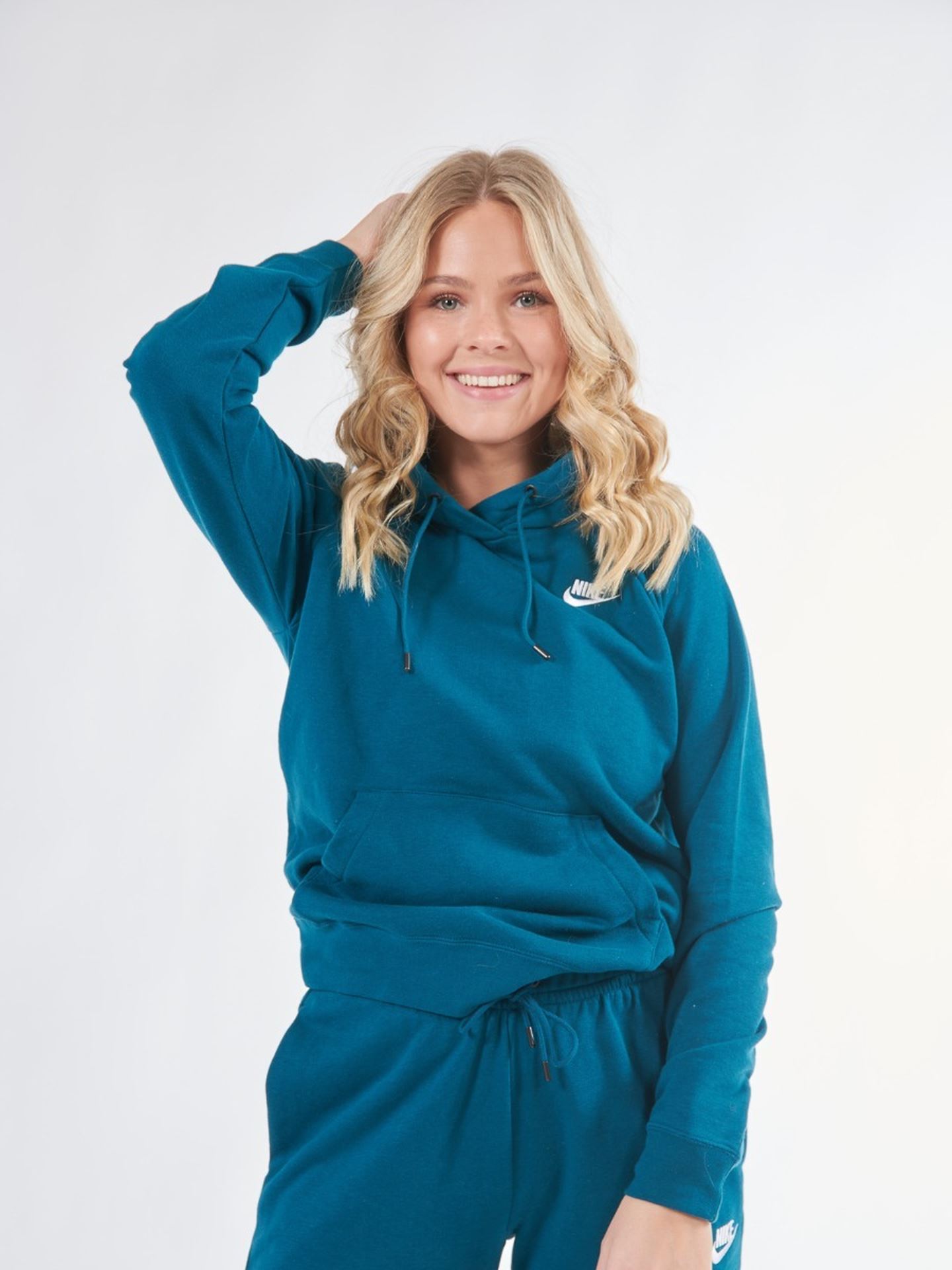 Essential Hoodie Fleece
