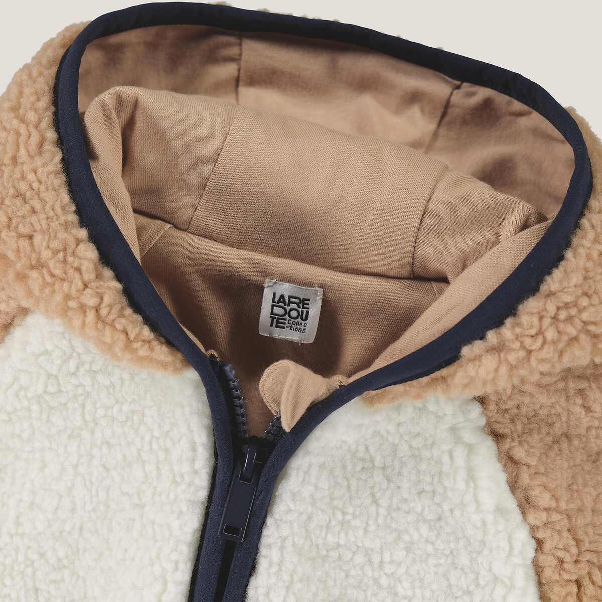 COLEÇÕES LA REDOUTE<br>Colete met kap em sherpa