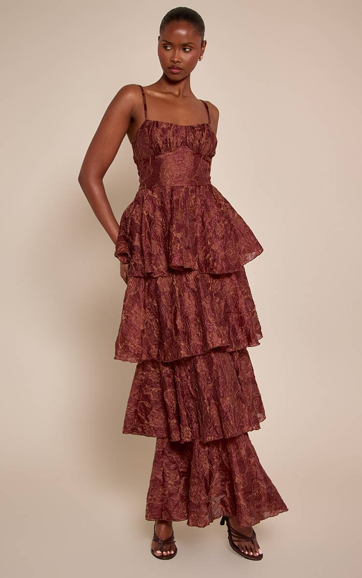 Chocolat Robe Longue À Volants Texturée