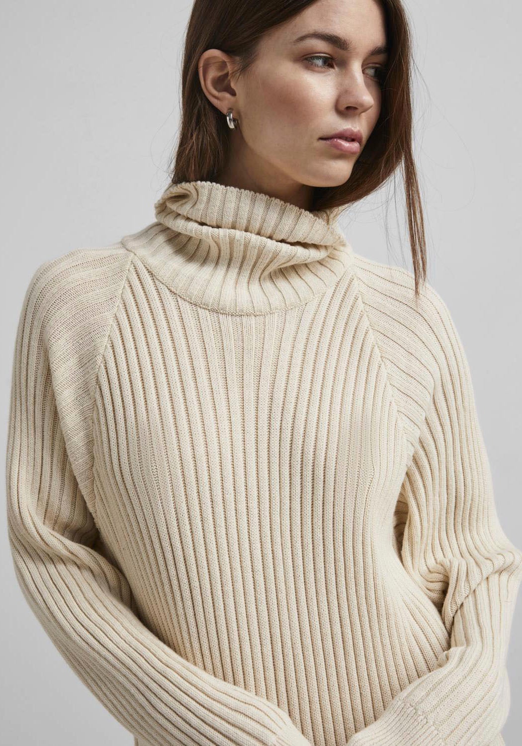 Y.A.S Strickkleid »YASMAVI KNIT MIDI ROLLNECK DRESS«