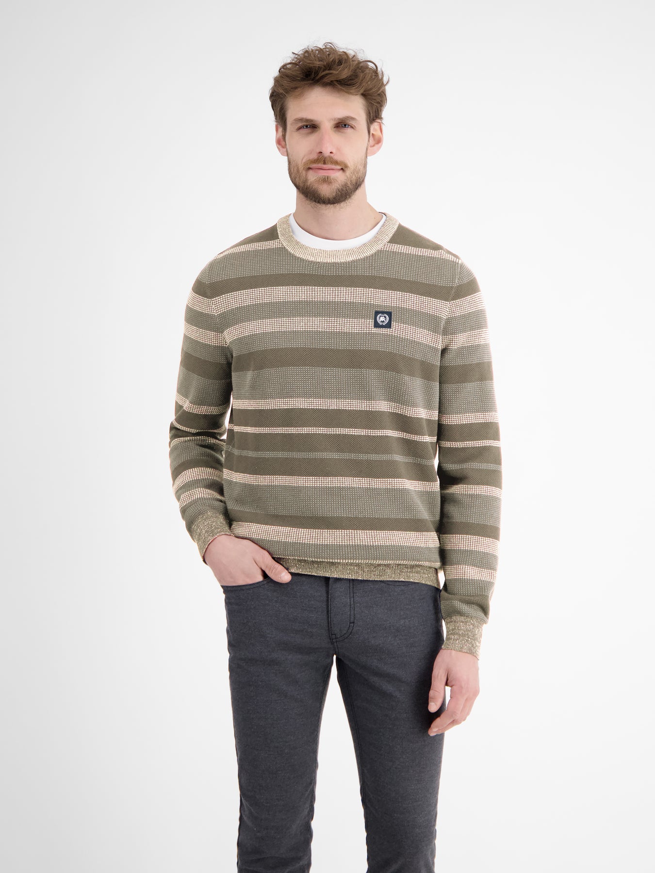 Gestreifter Strickpullover