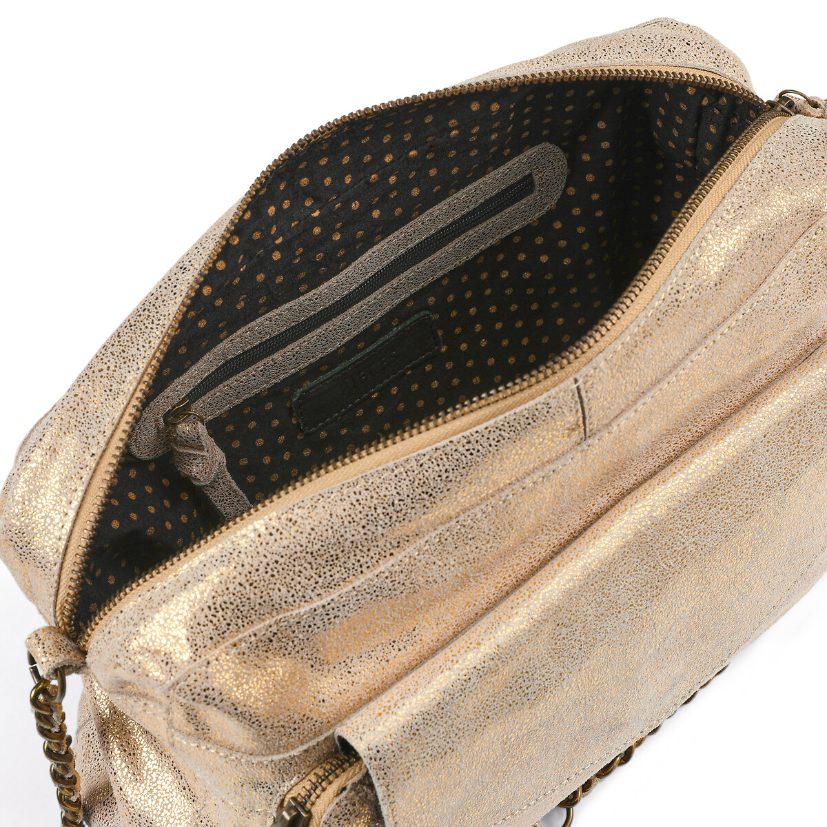 PEÇAS<br>Bolsa grande de couro Naina