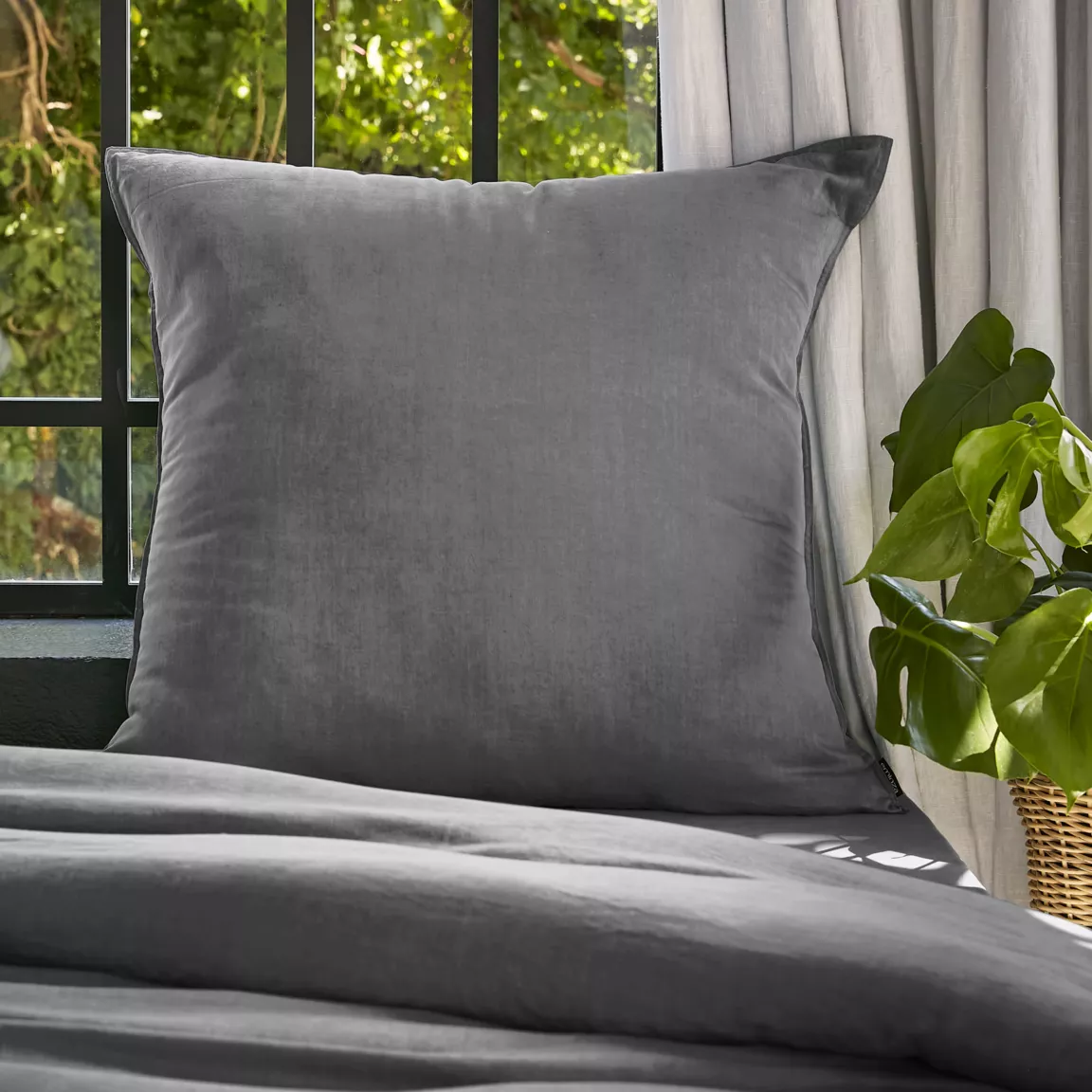 Taie d'oreiller carrée lyocell Tencel™ lavé (80 x 80 cm) Olivia Gris granit