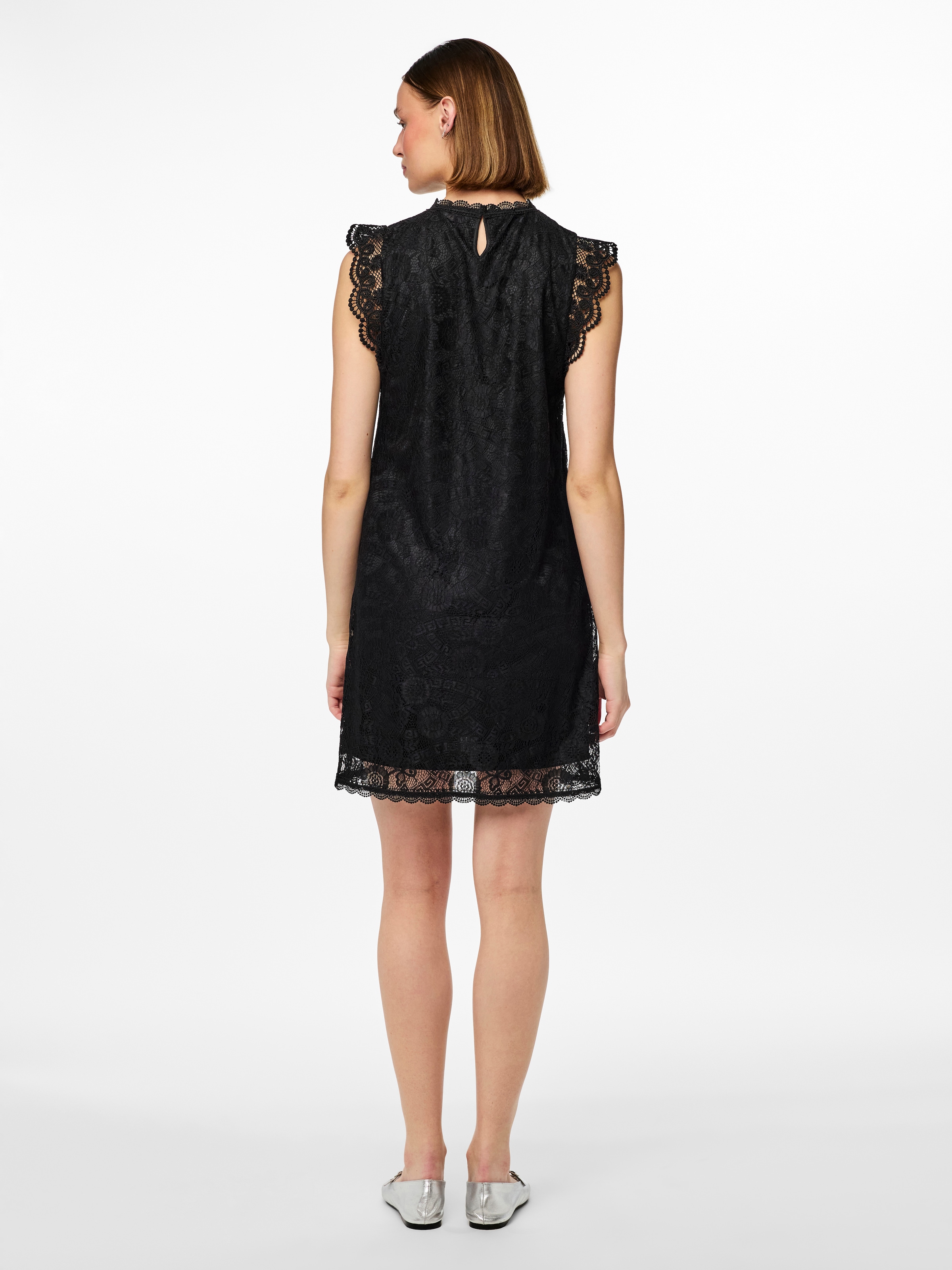 pieces Spitzenkleid »PCOLLINE SL LACE DRESS NOOS« Sommerkleid