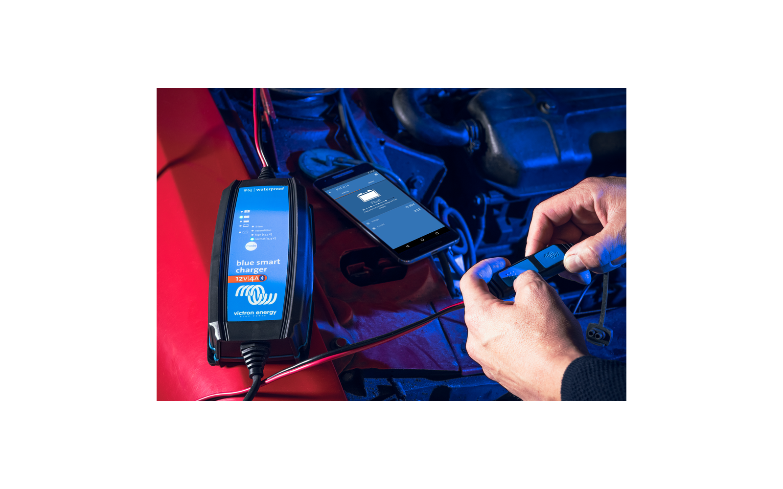 Victron Energy Blue Smart IP65 Ladegerät 1 Ausgang CEE 7 / 17 12 V 10 A Retail